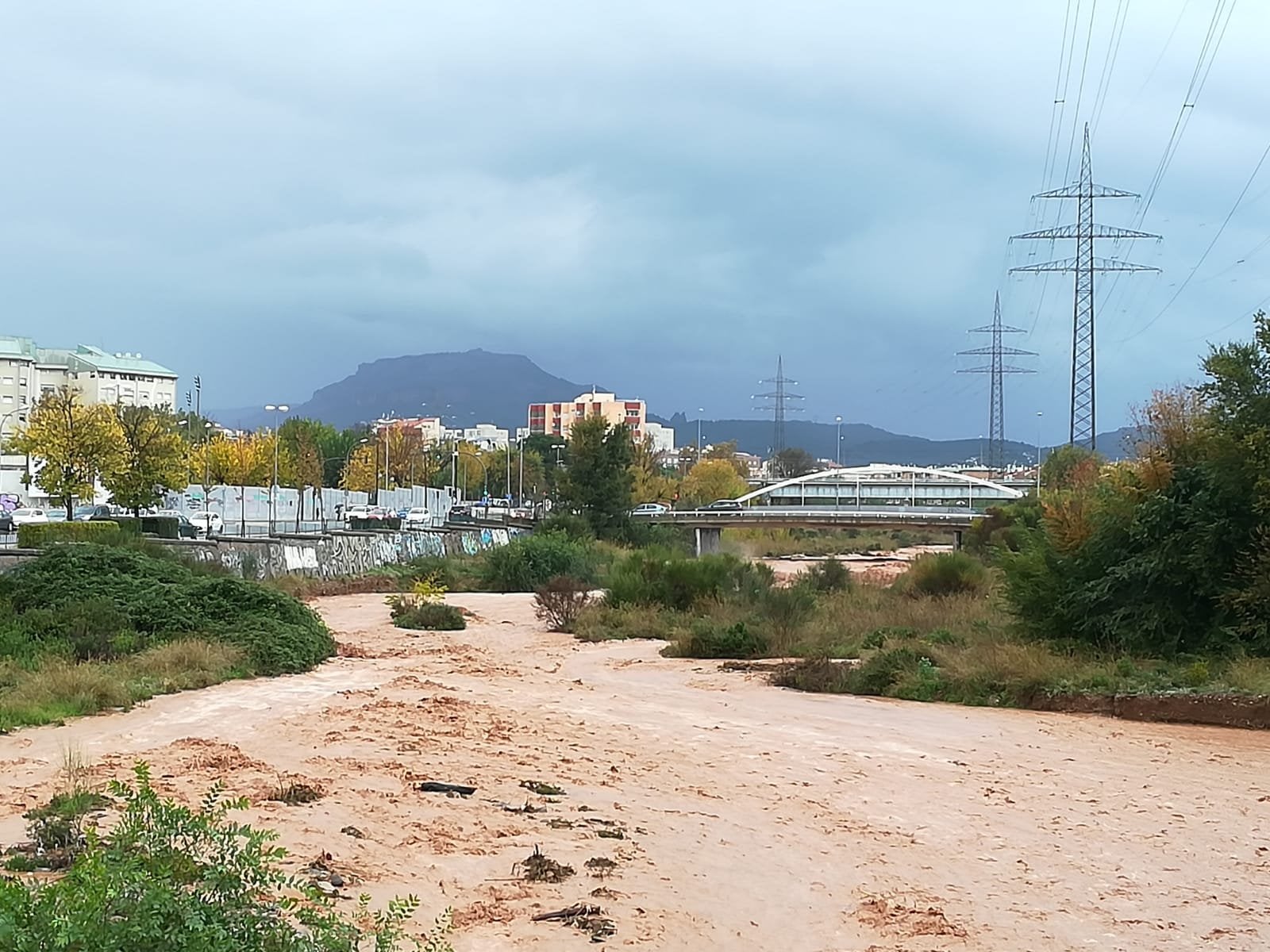 Aspecte de la riera de les Arenes a Terrassa