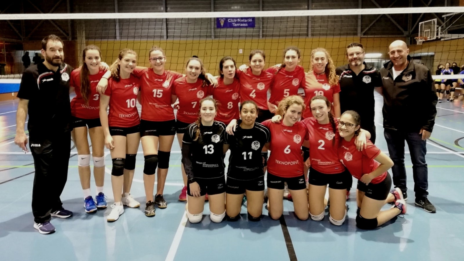 L'equip juvenil femení del CV Terrassa