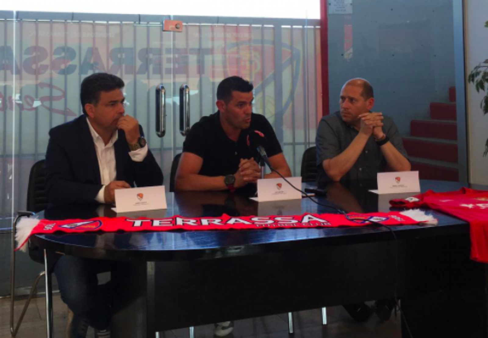 Jordi Cuesta, Xavi Molist i Miquel Ezequiel, del Terrassa FC