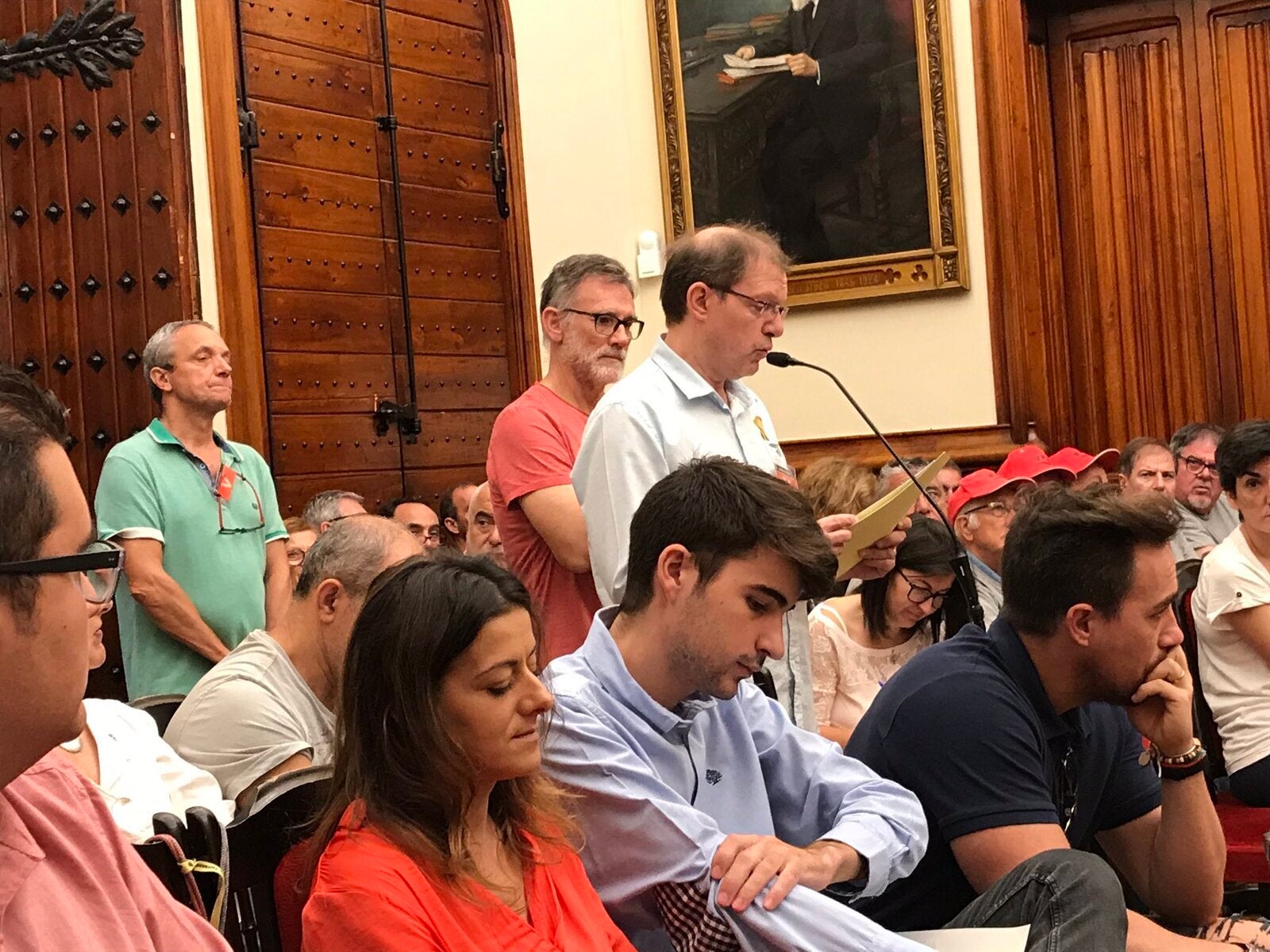 Els representants de l'ANC i Òmnium en la intervenció al ple