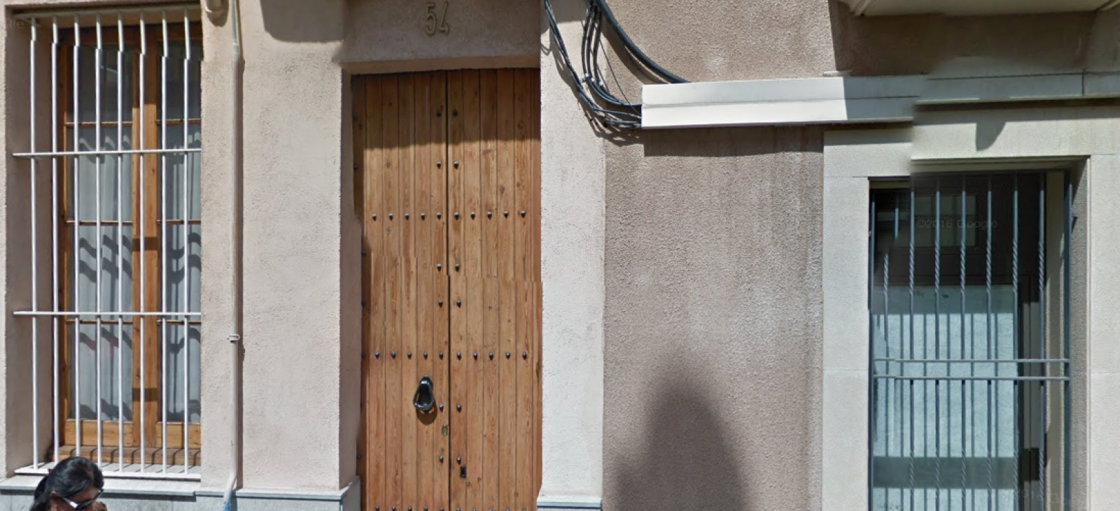 Quartos de reixa al carrer de Galileu