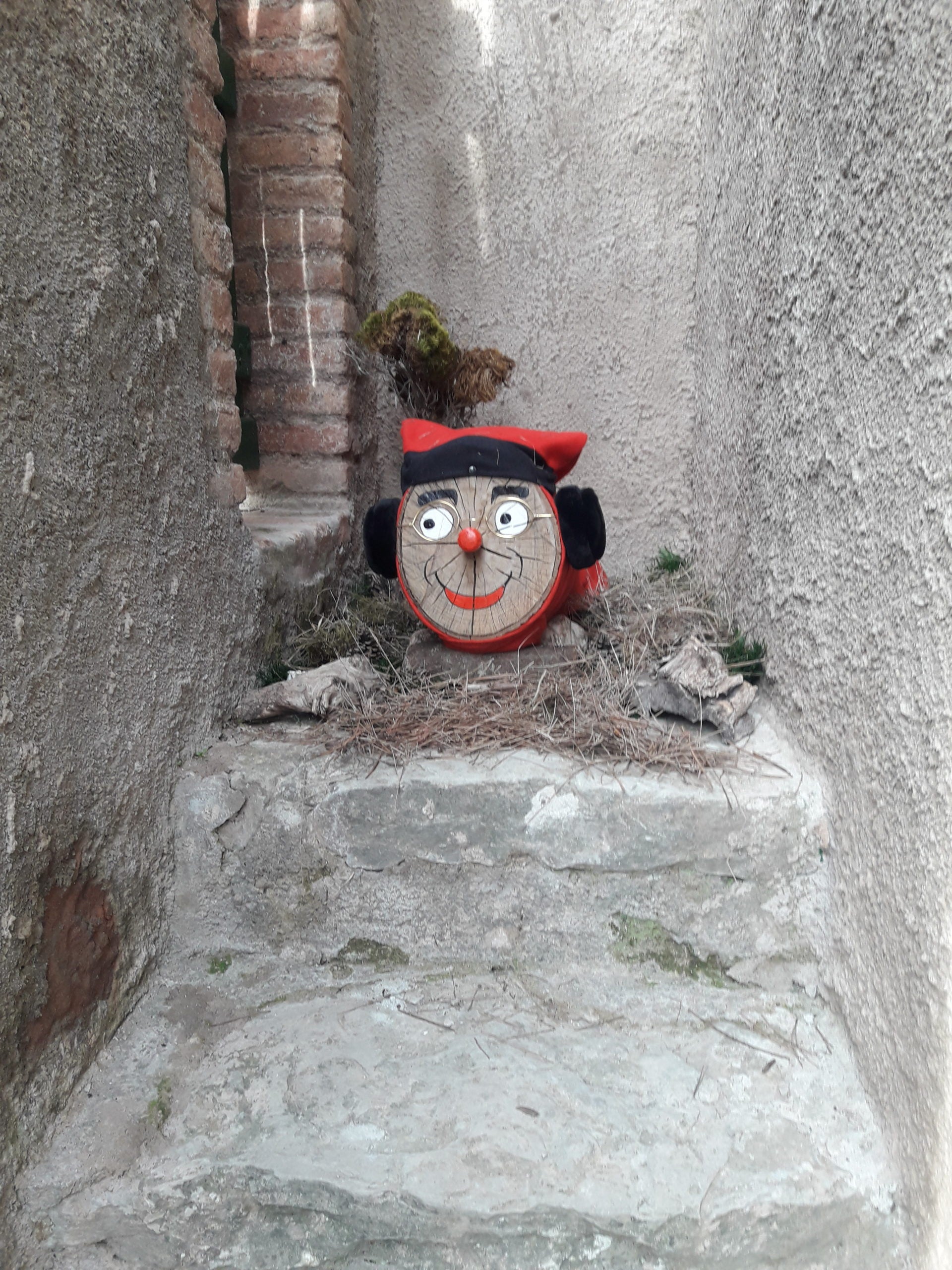 Mura s’omple de tions