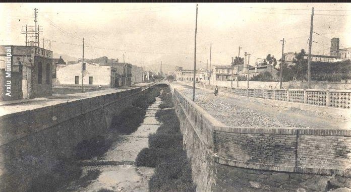 Riera del Palau, any 1923. Autor Desconegut. Fons Ragon - AMAT