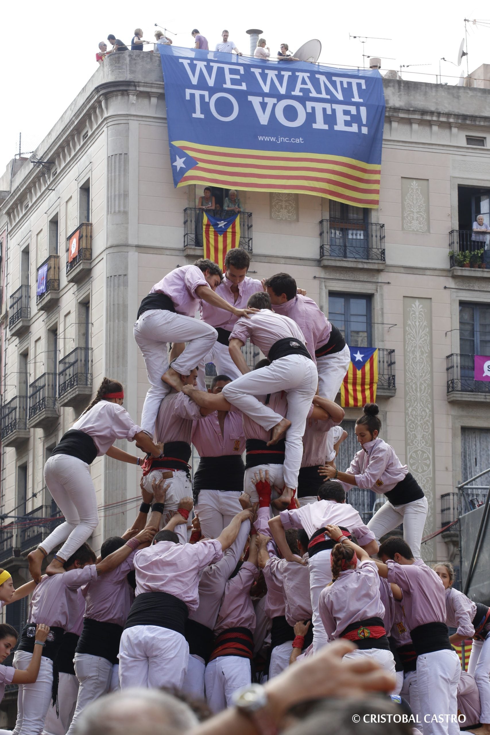 Gamma extra i una estelada dels Minyons de Terrassa