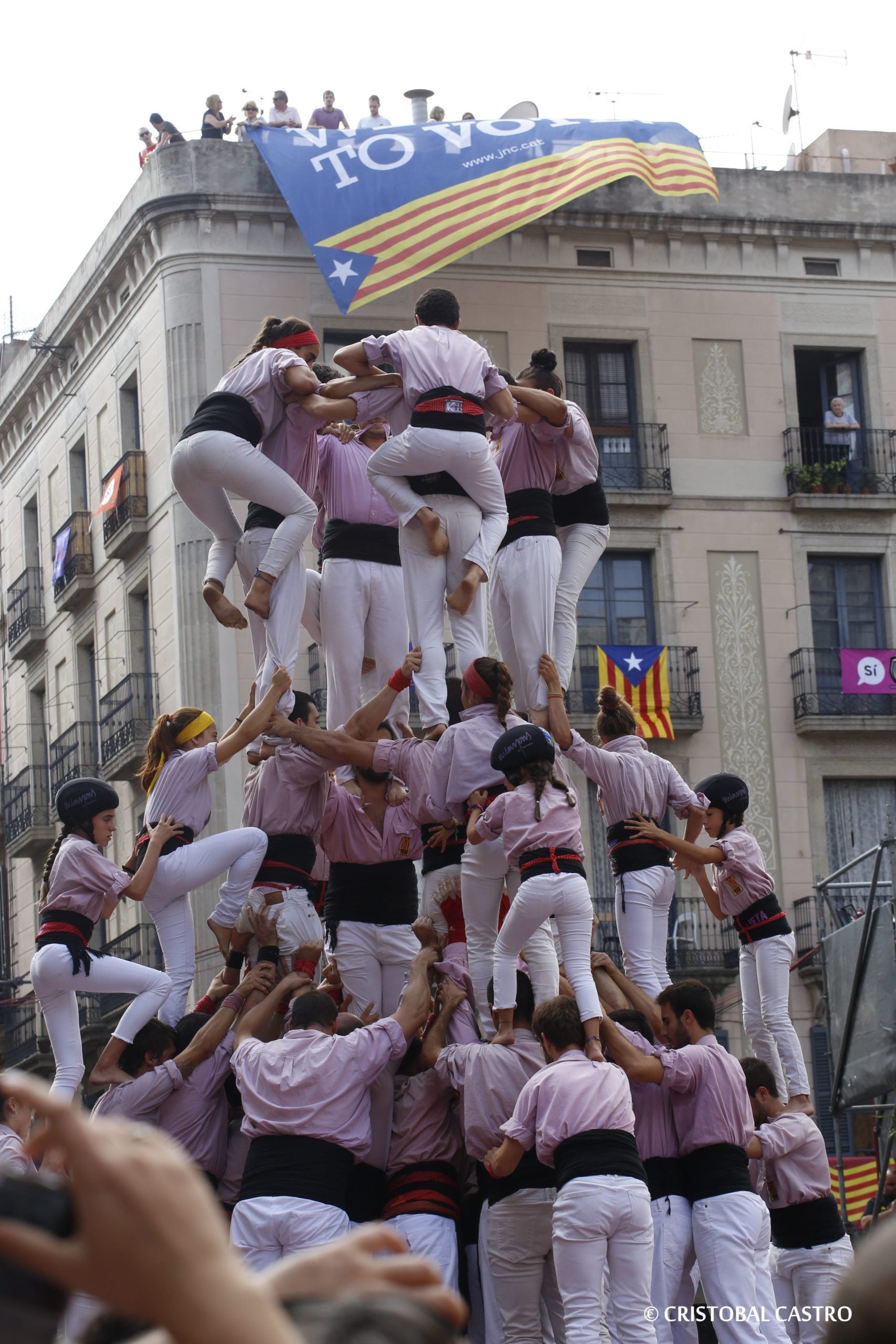 Gamma extra i una estelada dels Minyons de Terrassa