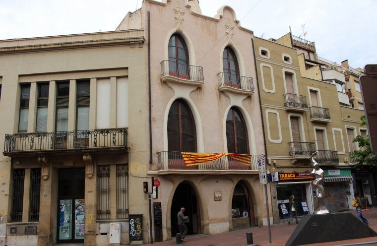 El edificio acoge actualmente el Archivo Tobella