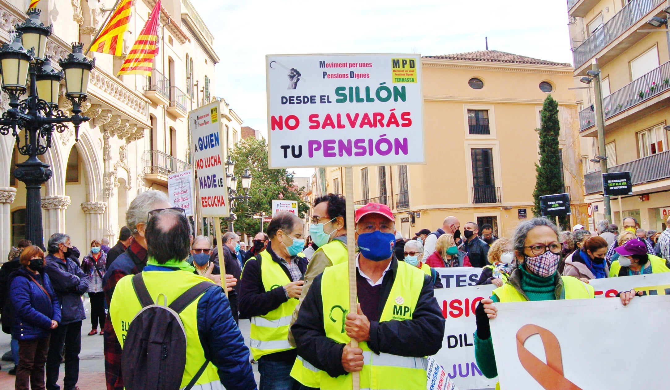 Protesta a Terrassa per unes pensions dignes, contra els abusos de les elèctriques i de les entitats bancàries | Ramon Navarro
