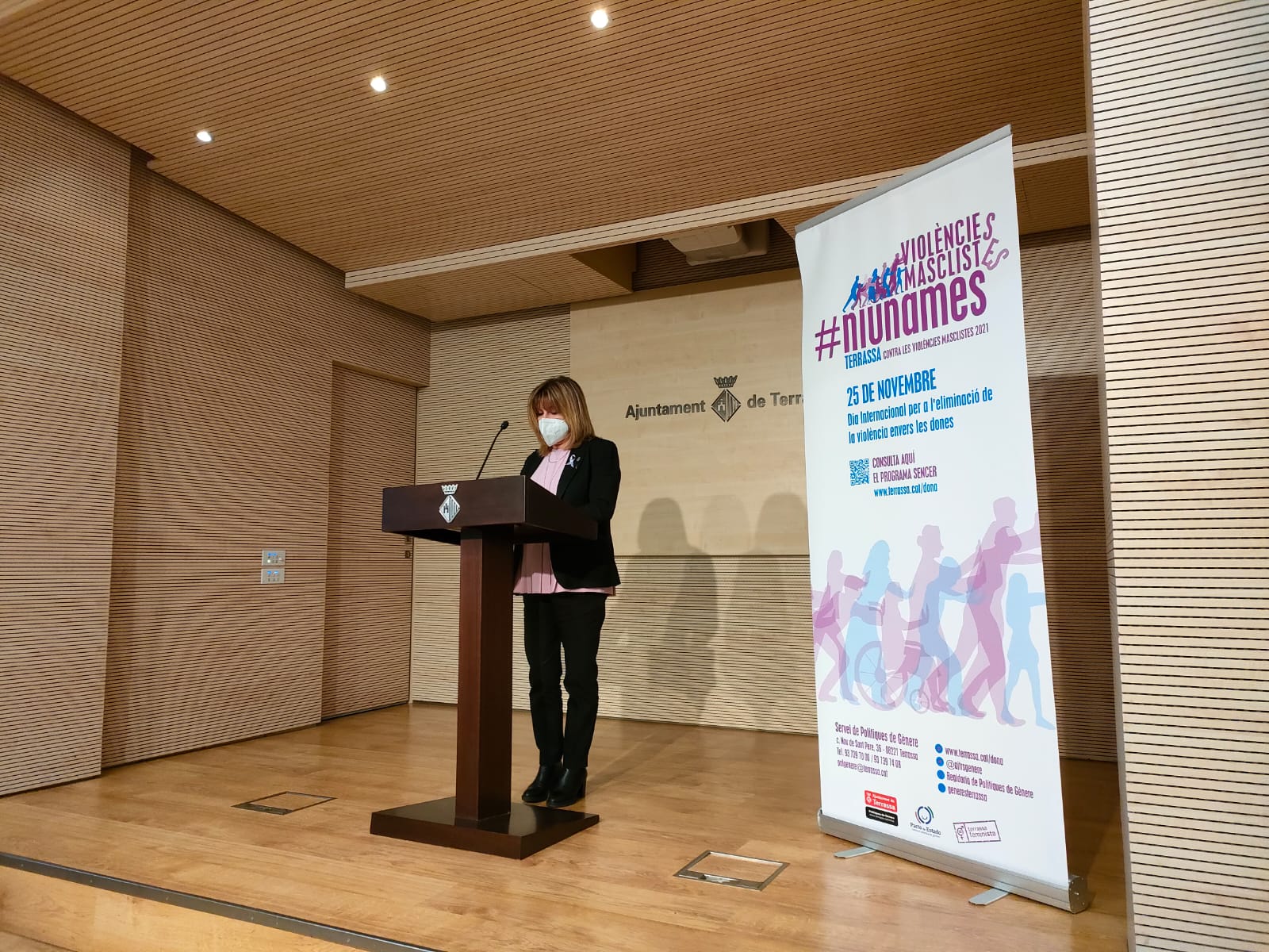 La regidora Núria Marín en la presentació de la campanya contra les violències masclistes | Laura Gómez