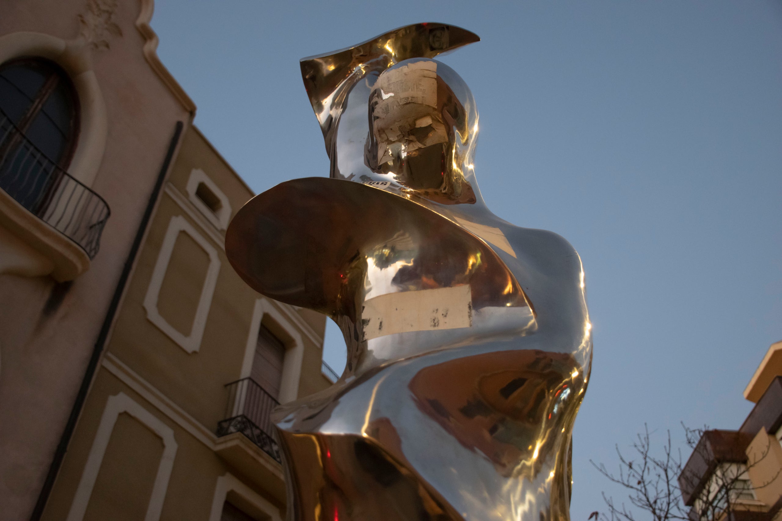 Escultura Flama, de Ferran Bach-Esteve/Javier Díaz