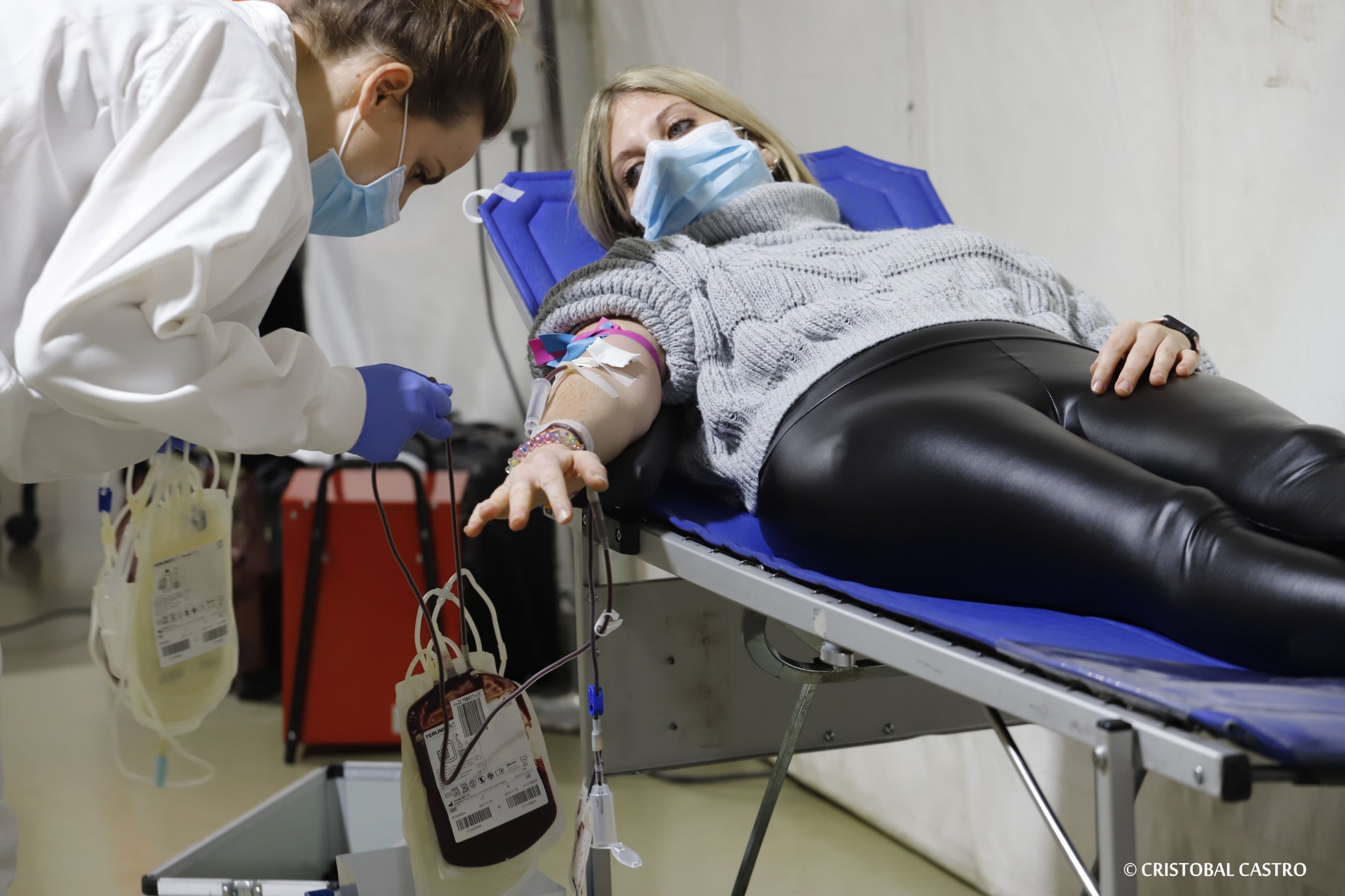 Marató de donació de sang al Recinte Firal de Terrassa amb la col·laboració dels Bombers de la Generalitat | Cristóbal Castro