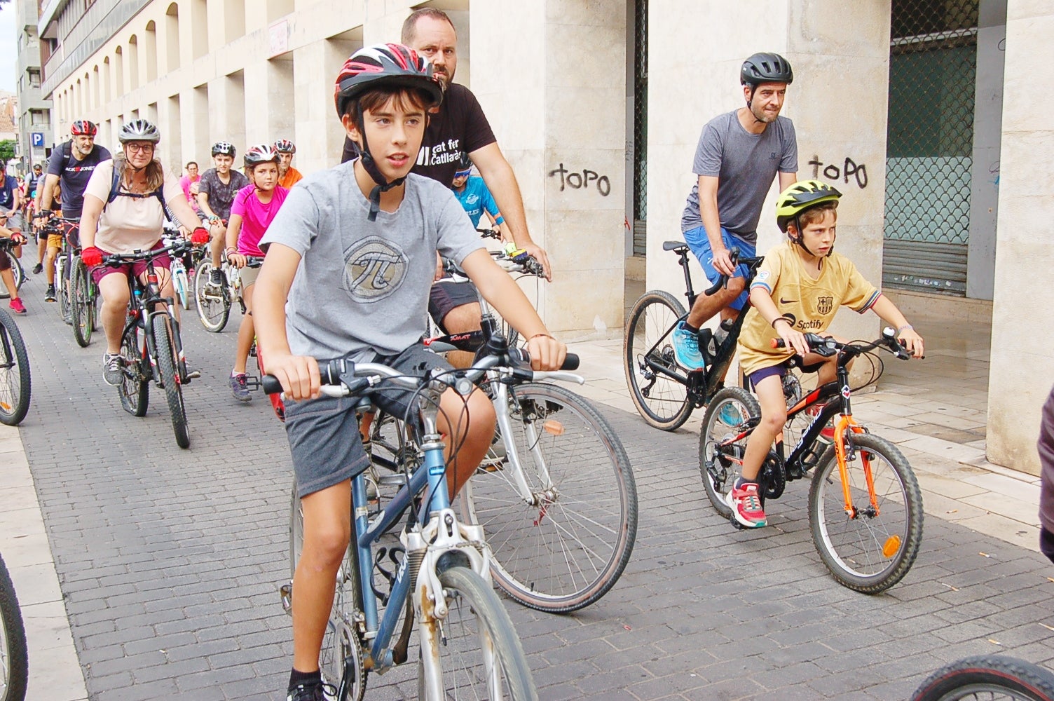 Pedalada popular a Terrassa/Ramon Navarro