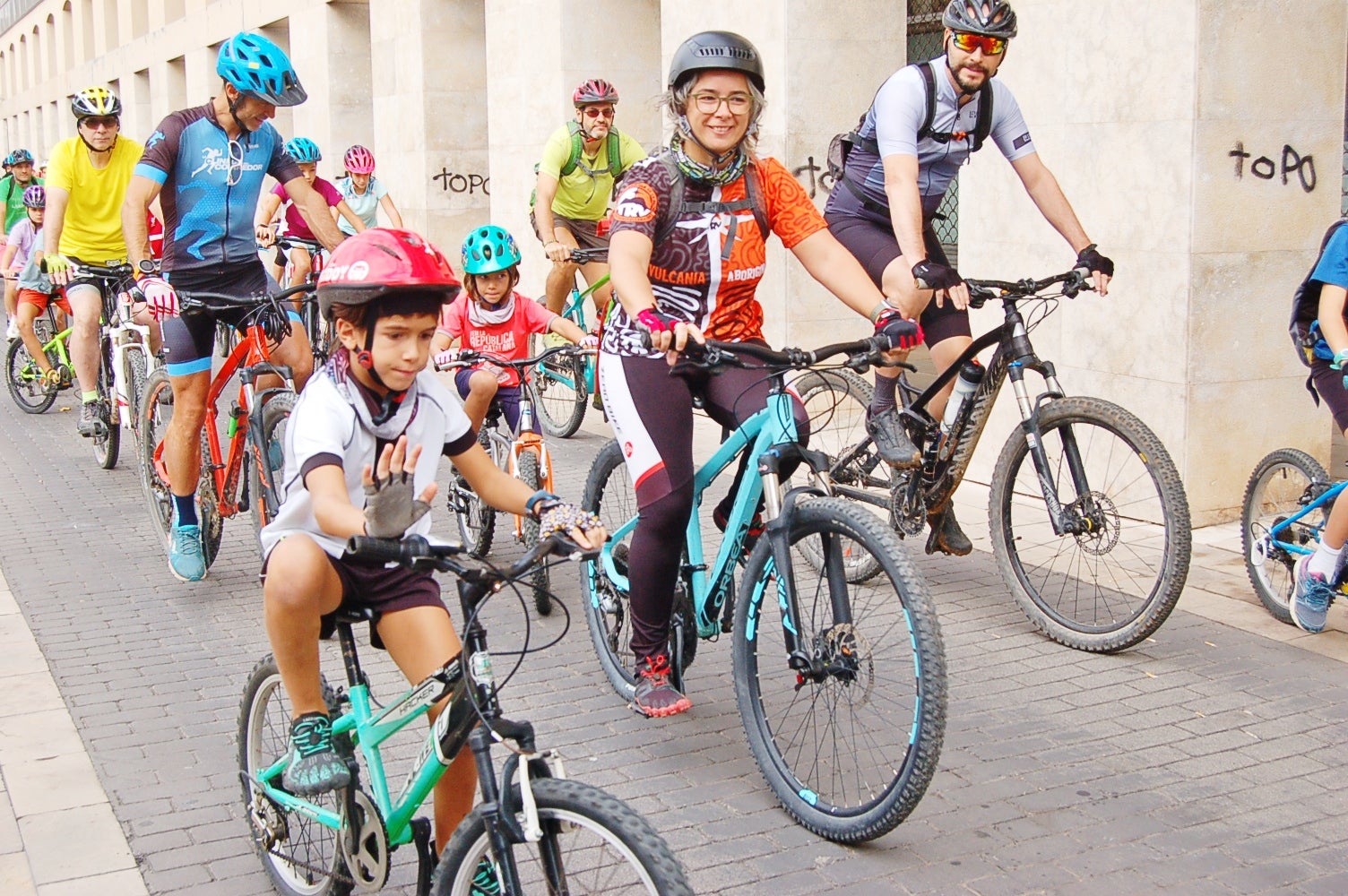 Pedalada popular a Terrassa/Ramon Navarro