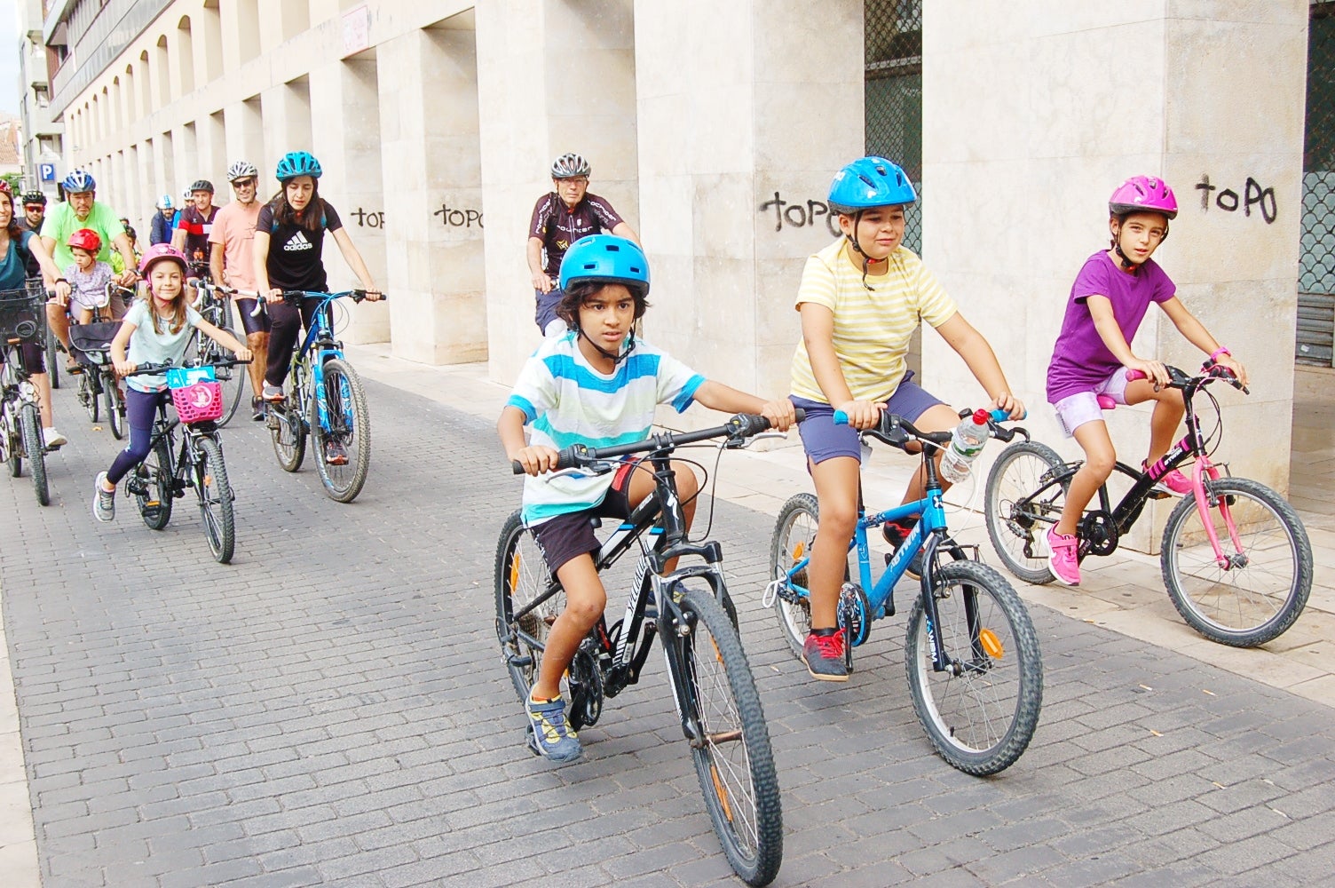 Pedalada popular a Terrassa/Ramon Navarro