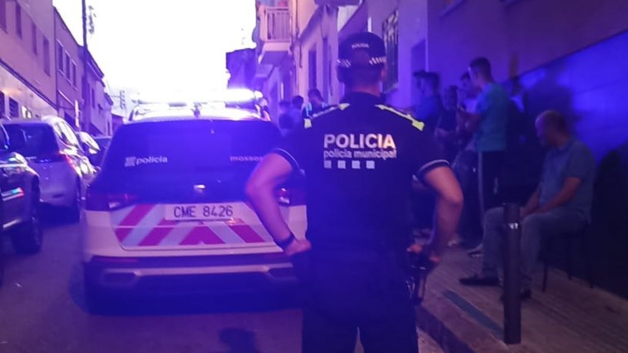 Operatiu de la Policia Municipal i els Mossos d'Esquadra en un establiment de La Maurina | Policia Municipal de Terrassa