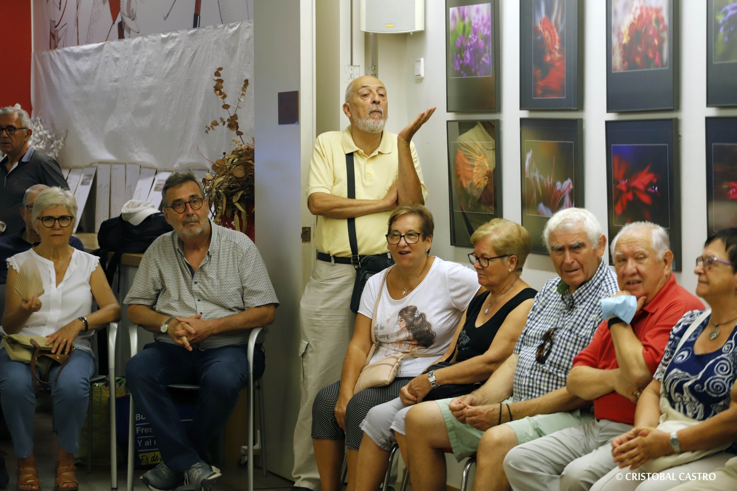 El Centre Excursionista de Terrassa ha inaugurat l'exposició fotogràfica de flors d'Àngel Arcega García. Les seves obres es podran visitar fins al 30 de setembre d'enguany.