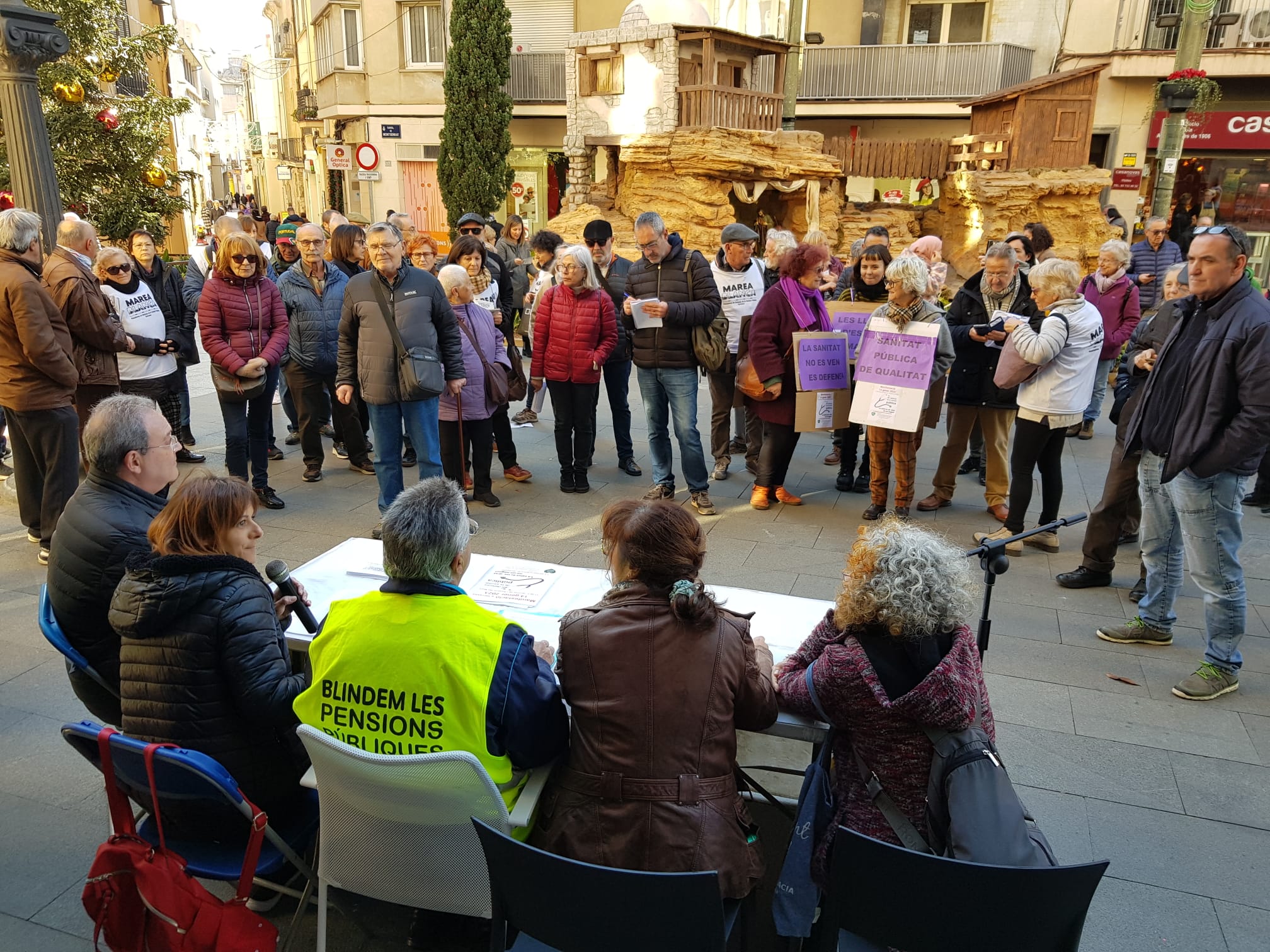 Presentació de la manifestació en defensa de la sanitat pública a Terrassa | Lluïsa Tarrida
