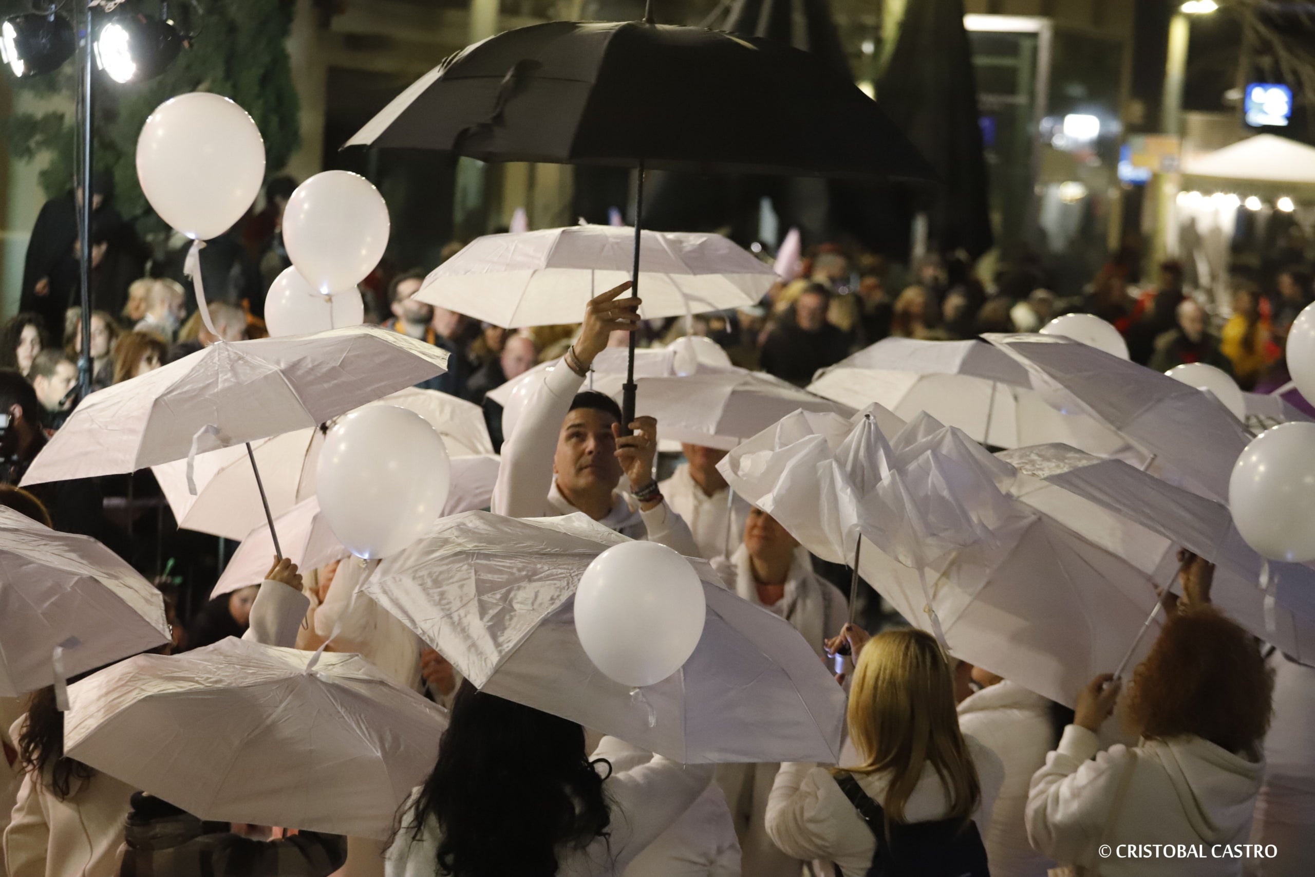 Els carrers de Terrassa tornen a omplir-se de festa amb el primer Carnestoltes celebrat amb normalitat després de dos anys