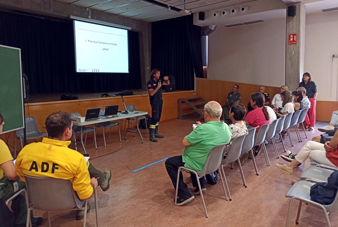 Reunió dels cossos d'emergència amb representants dels barris disseminats de Terrassa | Aj. Terrassa