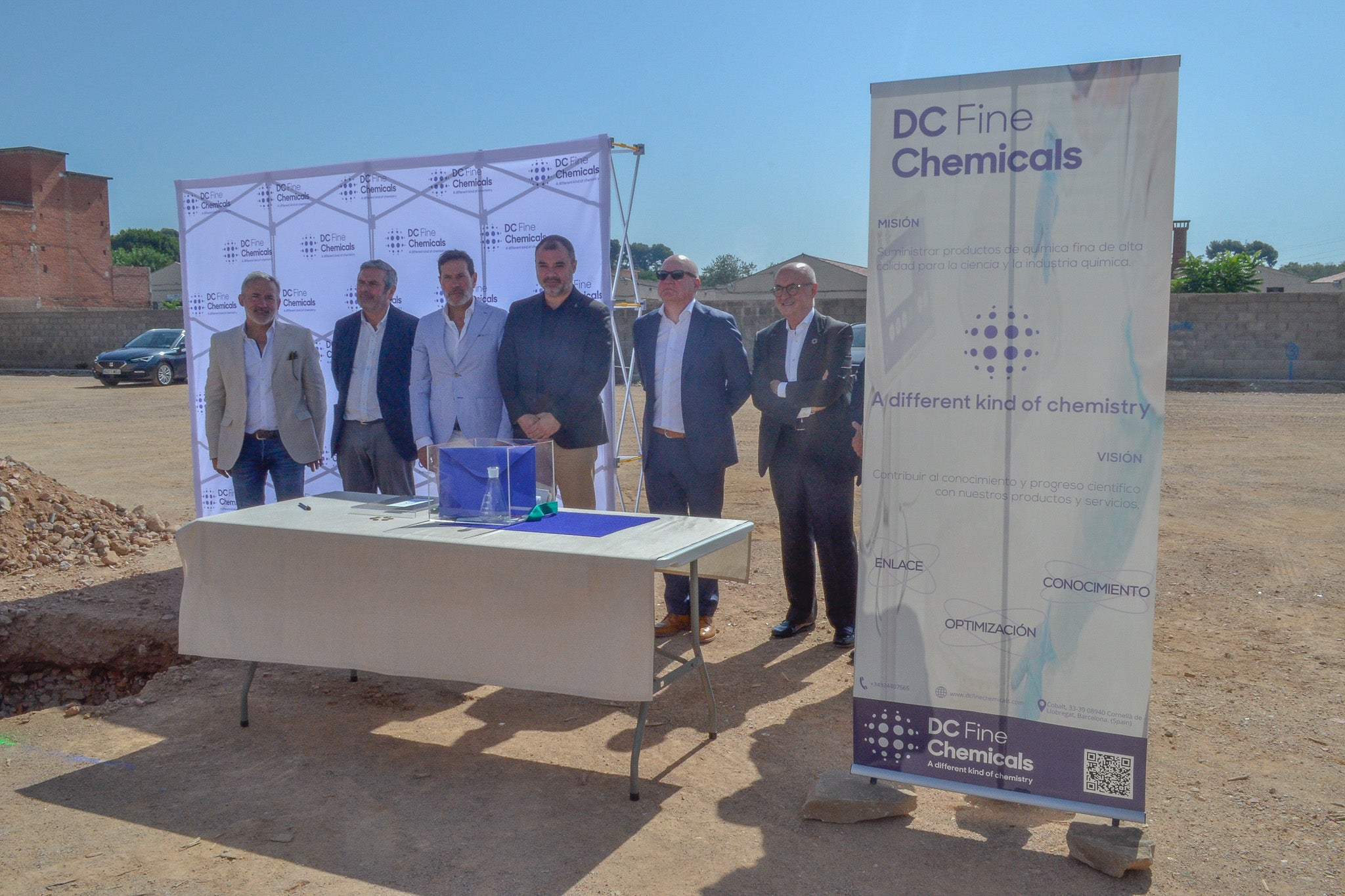 Acte de col·locació de la primera pedra de l'empresa DC Fine Chemicals a Terrassa | Júlia Martínez