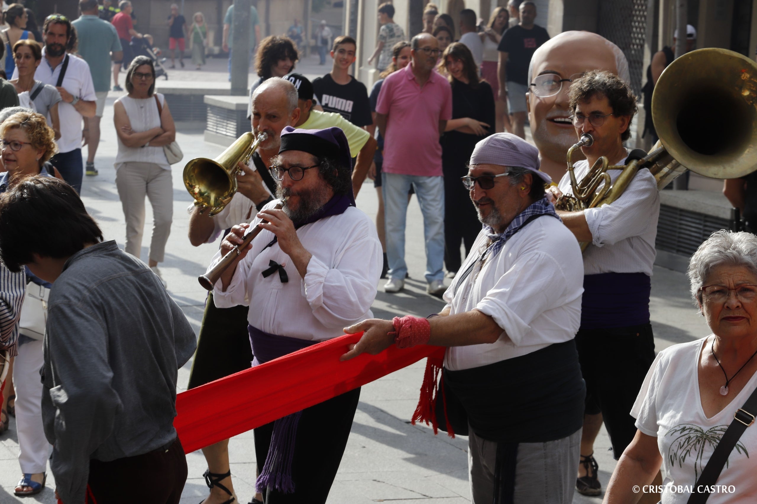 fotogaleria-ball-del-serrallonga-a-la-festa-major-de-terrassa