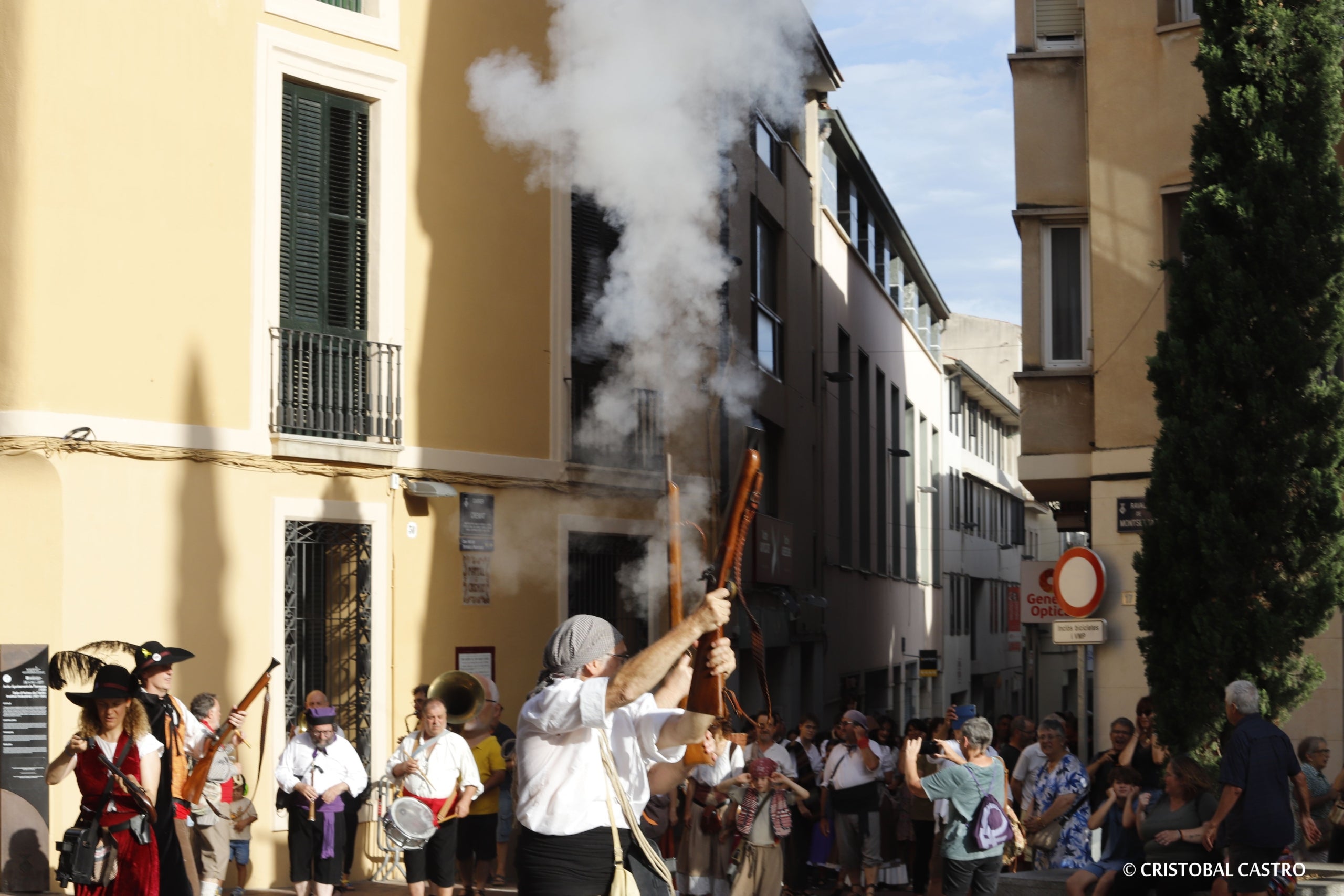 fotogaleria-ball-del-serrallonga-a-la-festa-major-de-terrassa