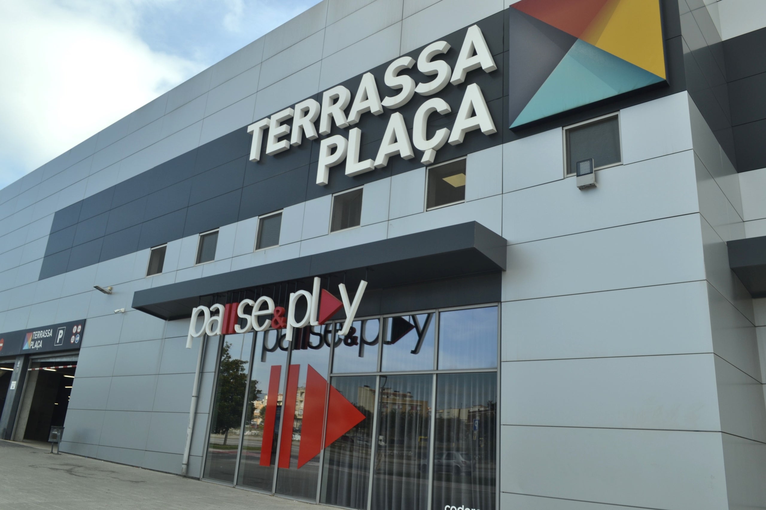 Centre comercial Terrassa Plaça | Júlia Martínez
