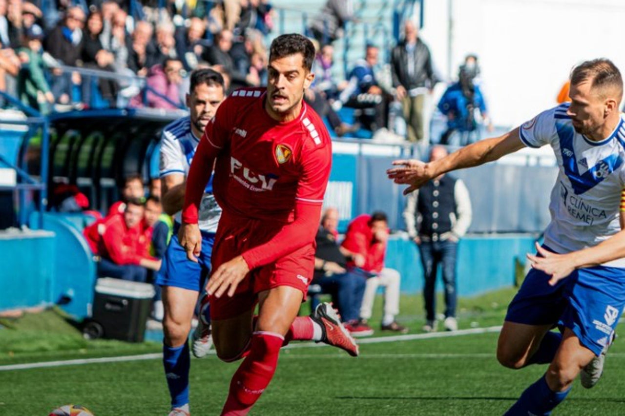 Jugada del partit entre el Terrassa FC i el CE Europa, al Nou Sardenya | Terrassa FC