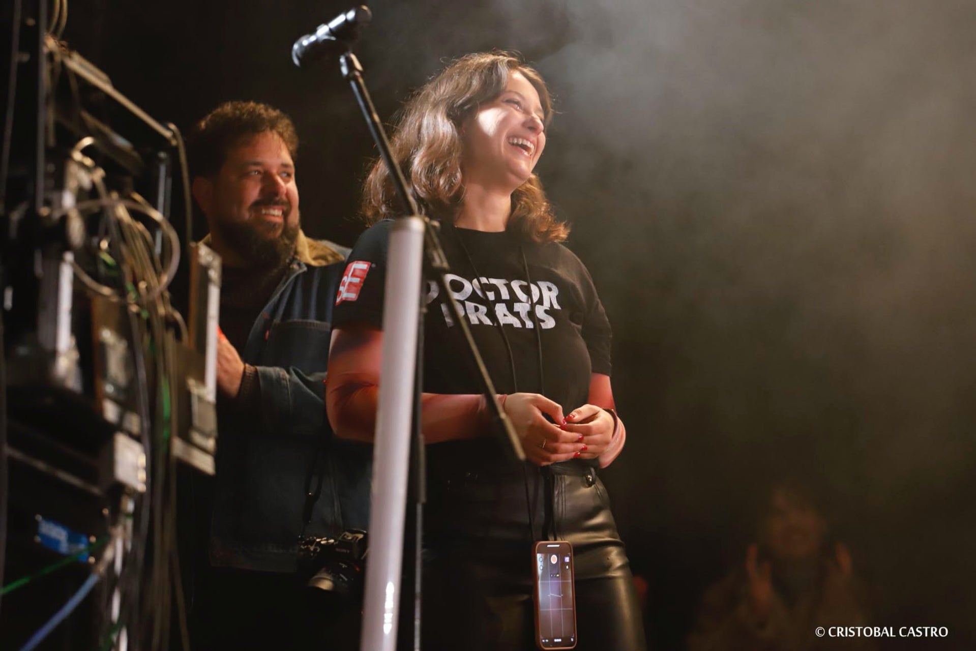 Els terrassencs Doctor Prats s'acomiaden dels escenaris durant una temporada en un concert final que ha omplert la plaça Nova de Terrassa