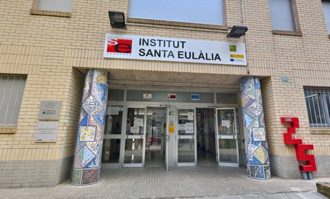 Institut Santa Eulàlia de Terrassa | Soluciones 5