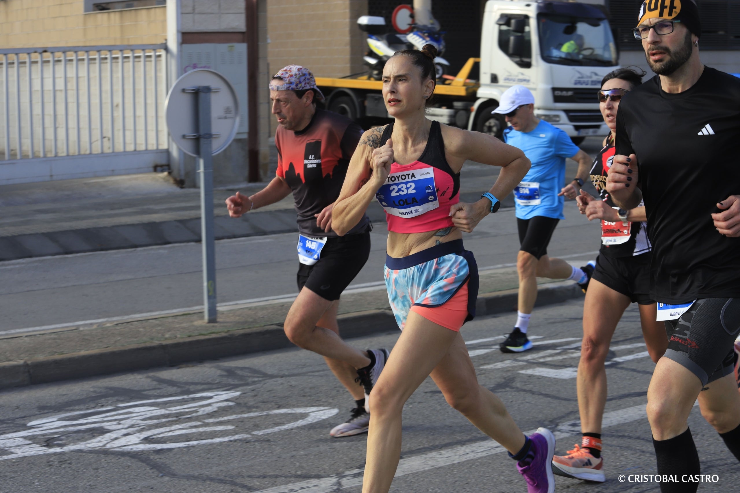 Sense sorpreses en la Mitja Marató de Terrassa 2024. La victòria se l’han endut dos dels corredores africans que amb més bones sensacions arribaven. Mike Kiptum Boit i Nancy Chepleting han estat els guanyadors de la 24a edició d’una cursa que ha comptat amb prop de 2.600 participants (si sumem també els de la 18a edició de la Cursa Santi Centelles), procedents d’una catorzena de països diferents. Tant en categoria masculina com en la femenina s'ha batut la marca registrada, establint un nou rècord.