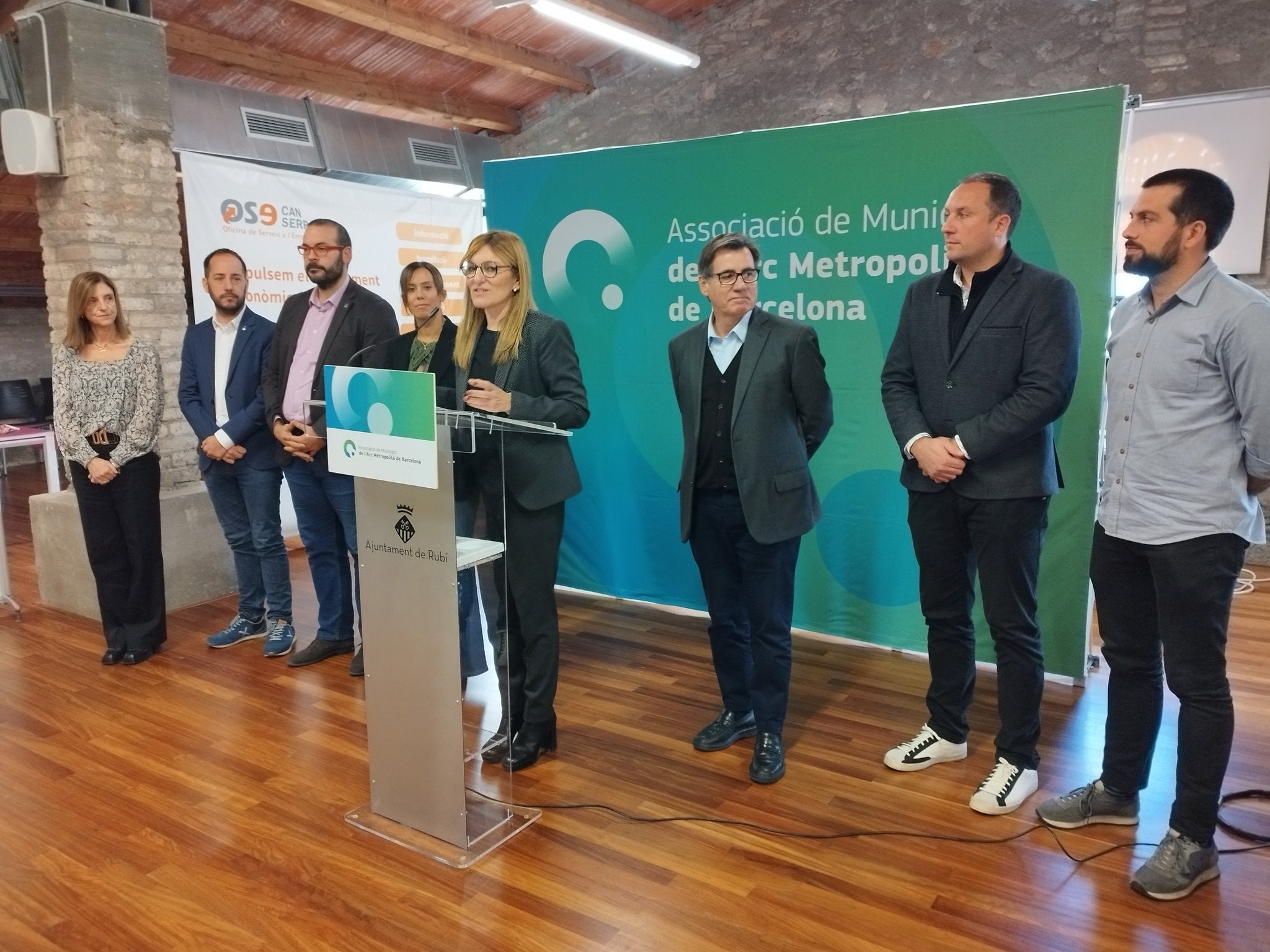 Acte de l'Arc Metropolità, amb l'alcaldessa de Rubí com a presidenta | Arc Metropolità