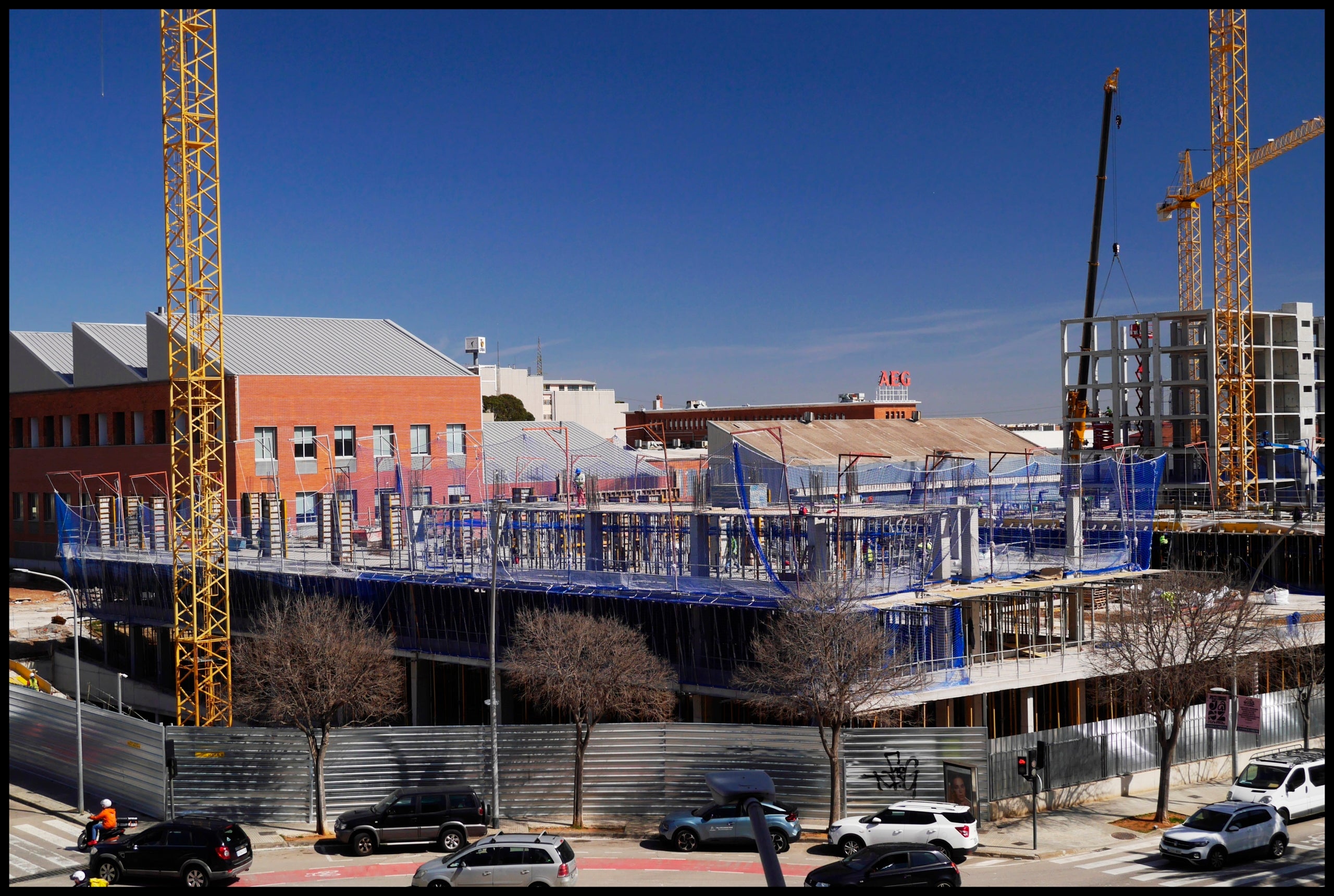 Obres d'urbanització de la pastilla de l'AEG, amb la construcció dels futurs edificis residencials | Rafa Pino