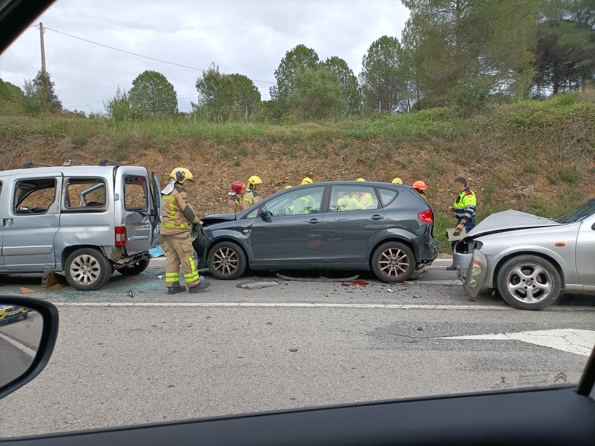 Accident de trànsit amb quatre vehicles implicats a Les Fonts | Cedida