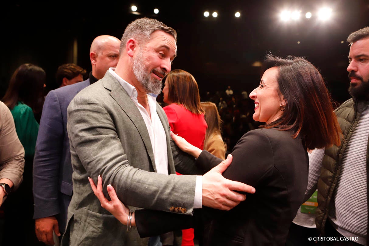 Santiago Abascal i Alicia Tomás