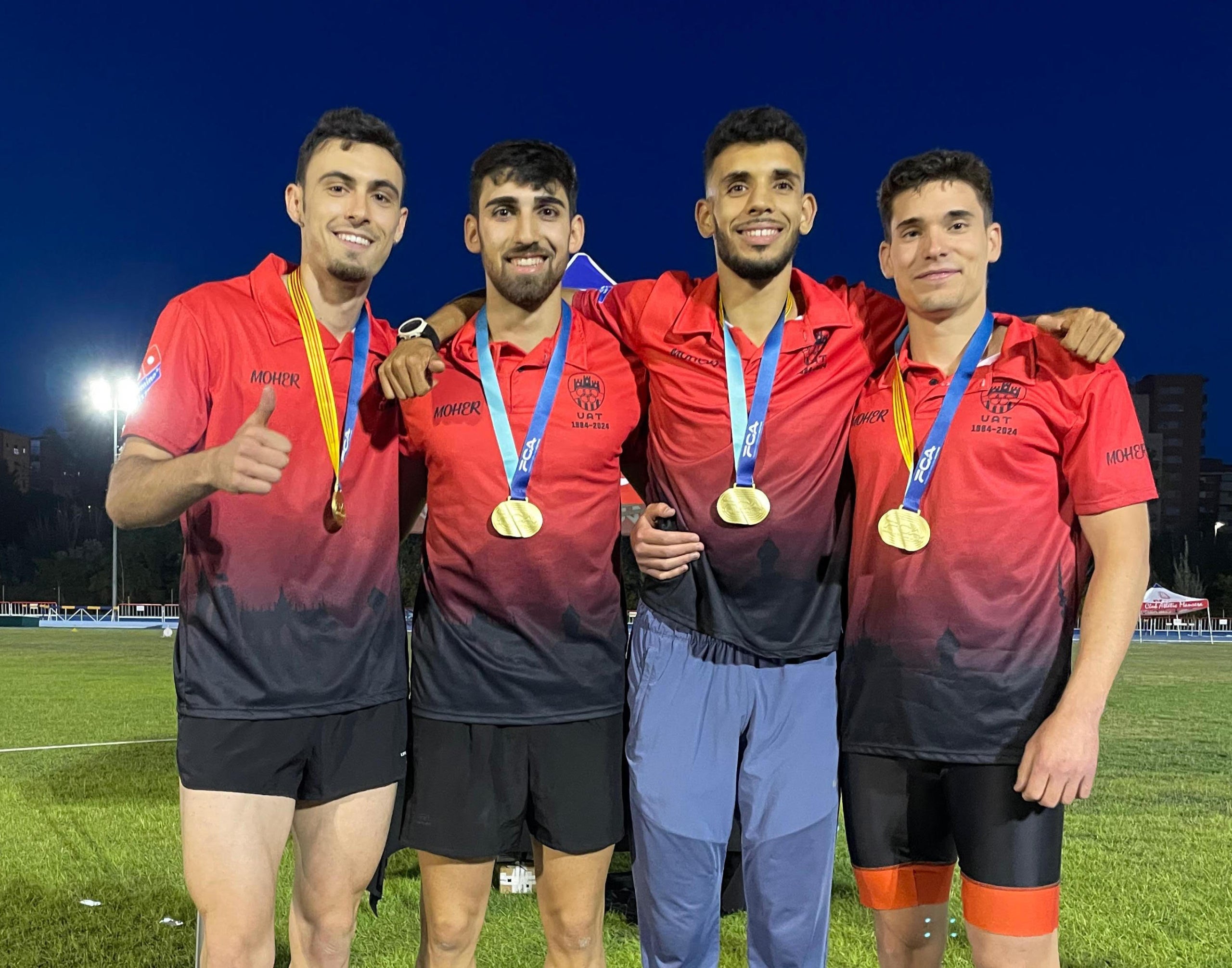L'equip de la Unió Atlètica Terrassa campió de Catalunya de relleus 4x400 | UAT