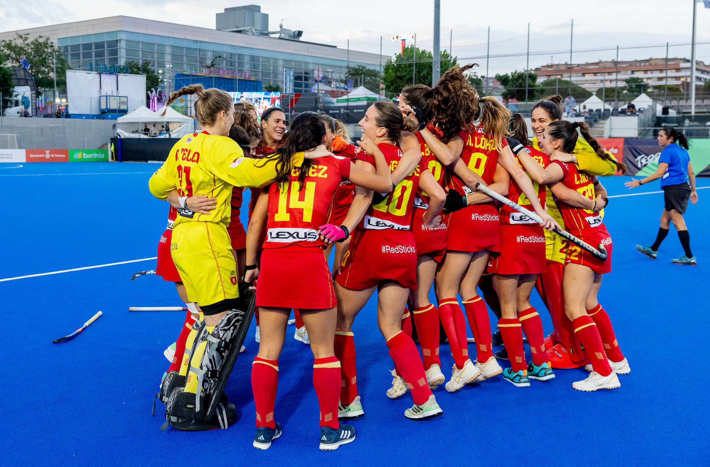 La selecció espanyola Femenina d'Hoquei a Terrassa / RFEH