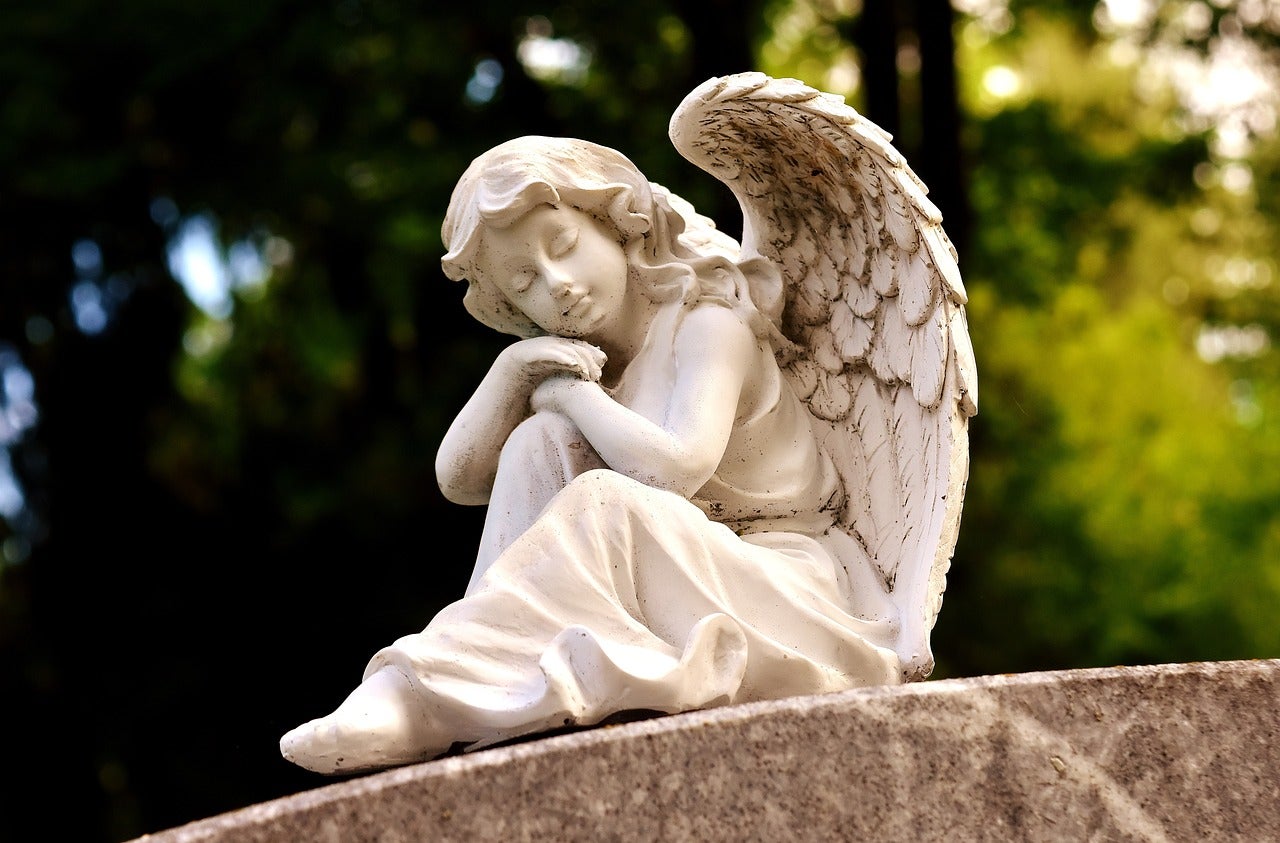Figura en un cementerio | Alexa - Pixabay
