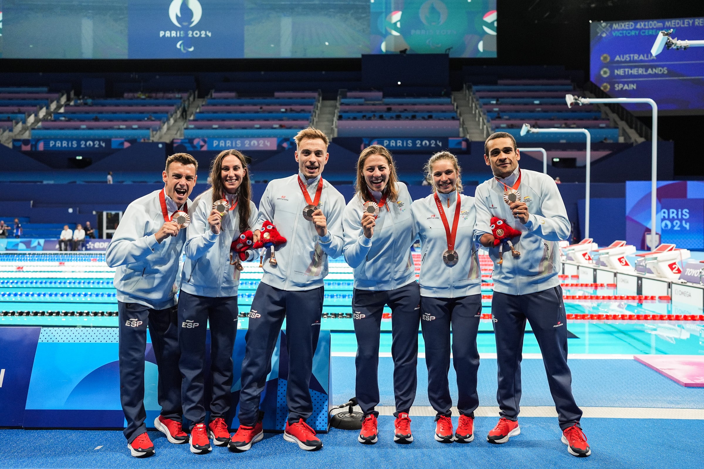 Sarai Gascón s'ha penjat el bronze en el 4×100 estils als Paralímpics de París | UCAM
