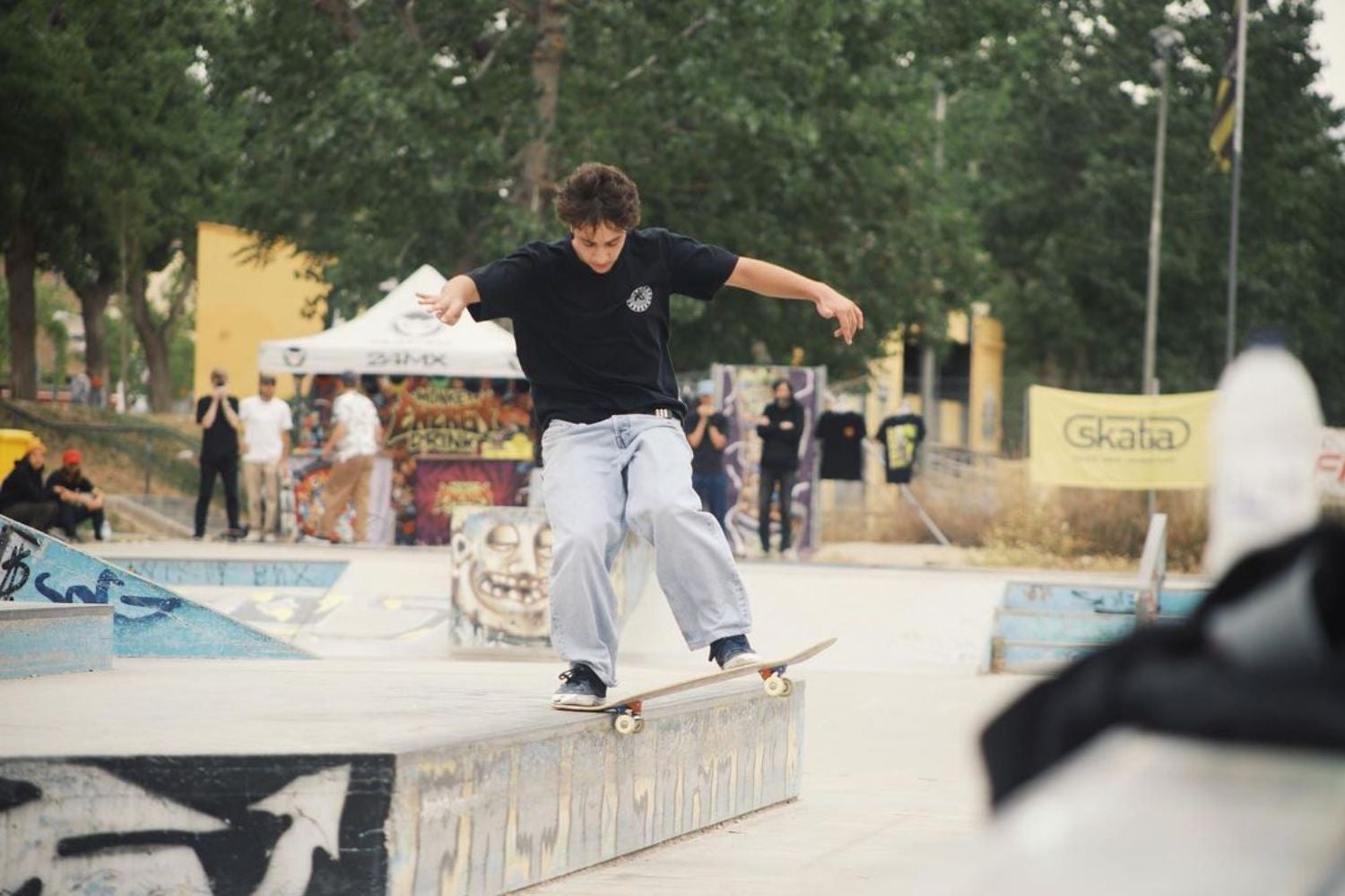 Skater en una prova d'exhibició d'Skatia | Temporada SB League