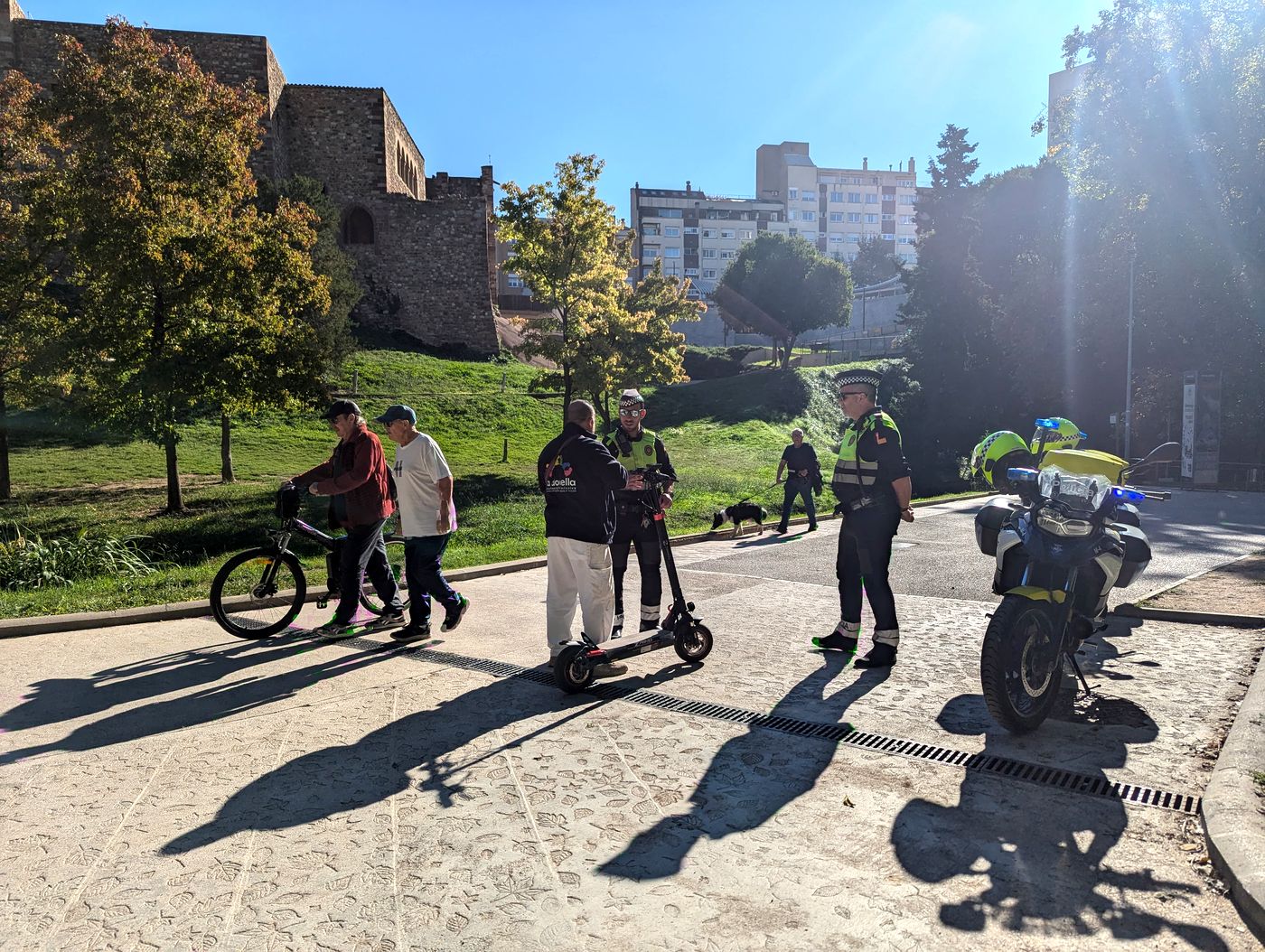 Dispositiu de control de VMP i bicicletes a Terrassa | Aj. Terrassa