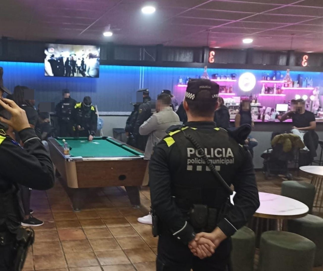 Inspecció policial en un local de Terrassa | PMT