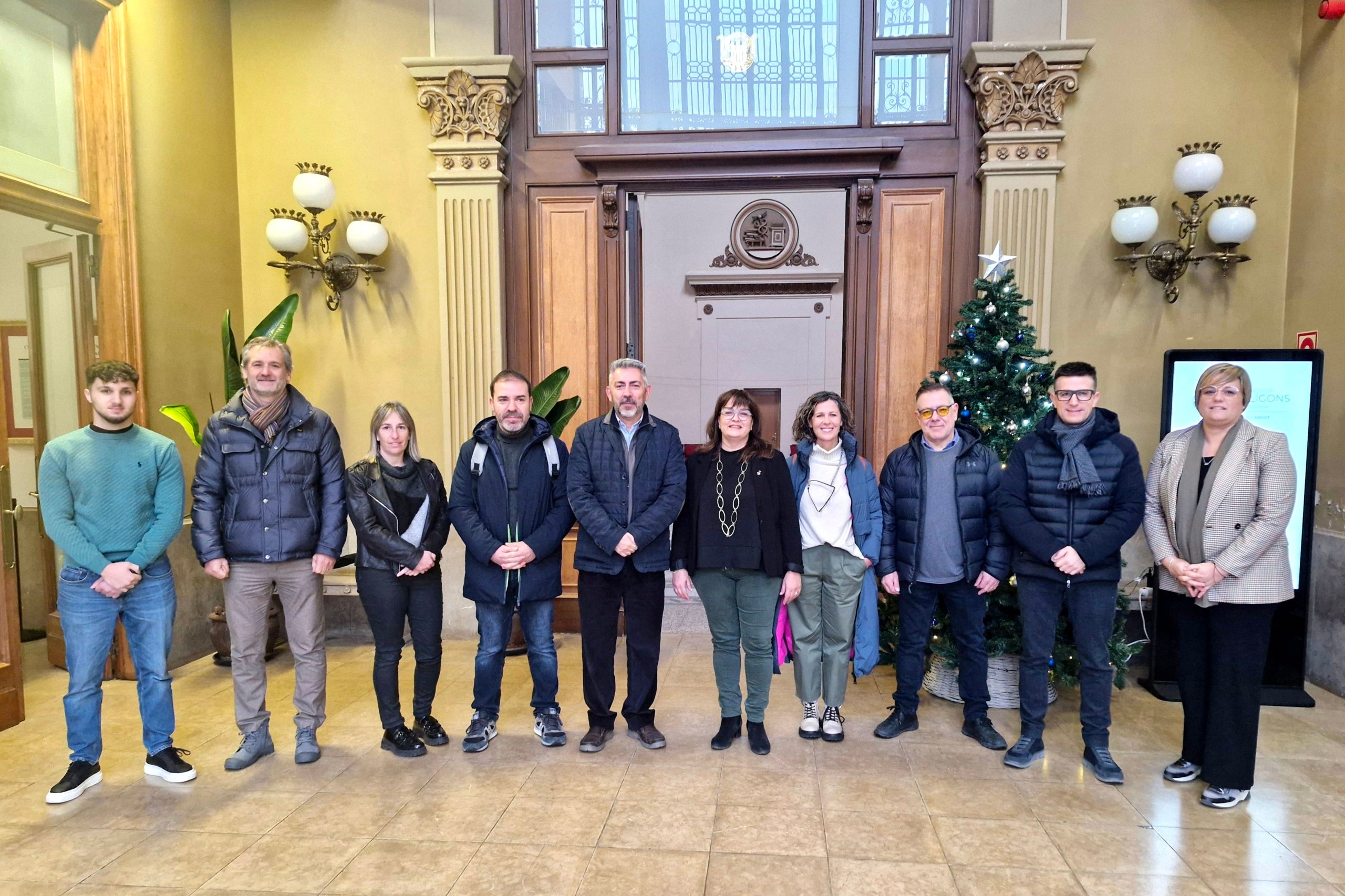 Reunió entre l'Agrupació de Polígons de Terrassa i la tinenta d'alcalde de Promoció Econòmica i Educació, Meritxell Lluís | Ajuntament de Terrassa