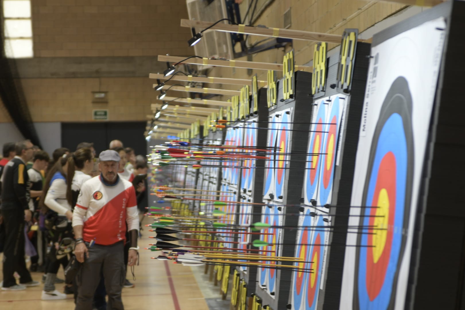 Prop de 300 arquers participen en la darrera jornada de la lliga a Terrassa | Club Arquers Terrassa
