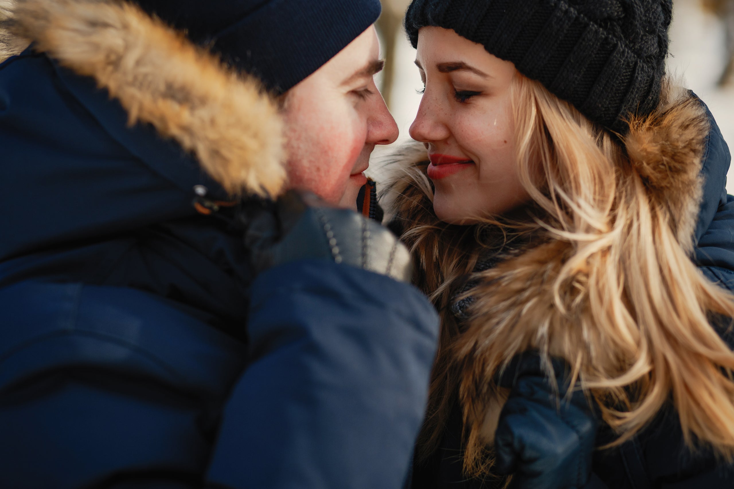 Una parella fent-se moixanes | Ashley Madison