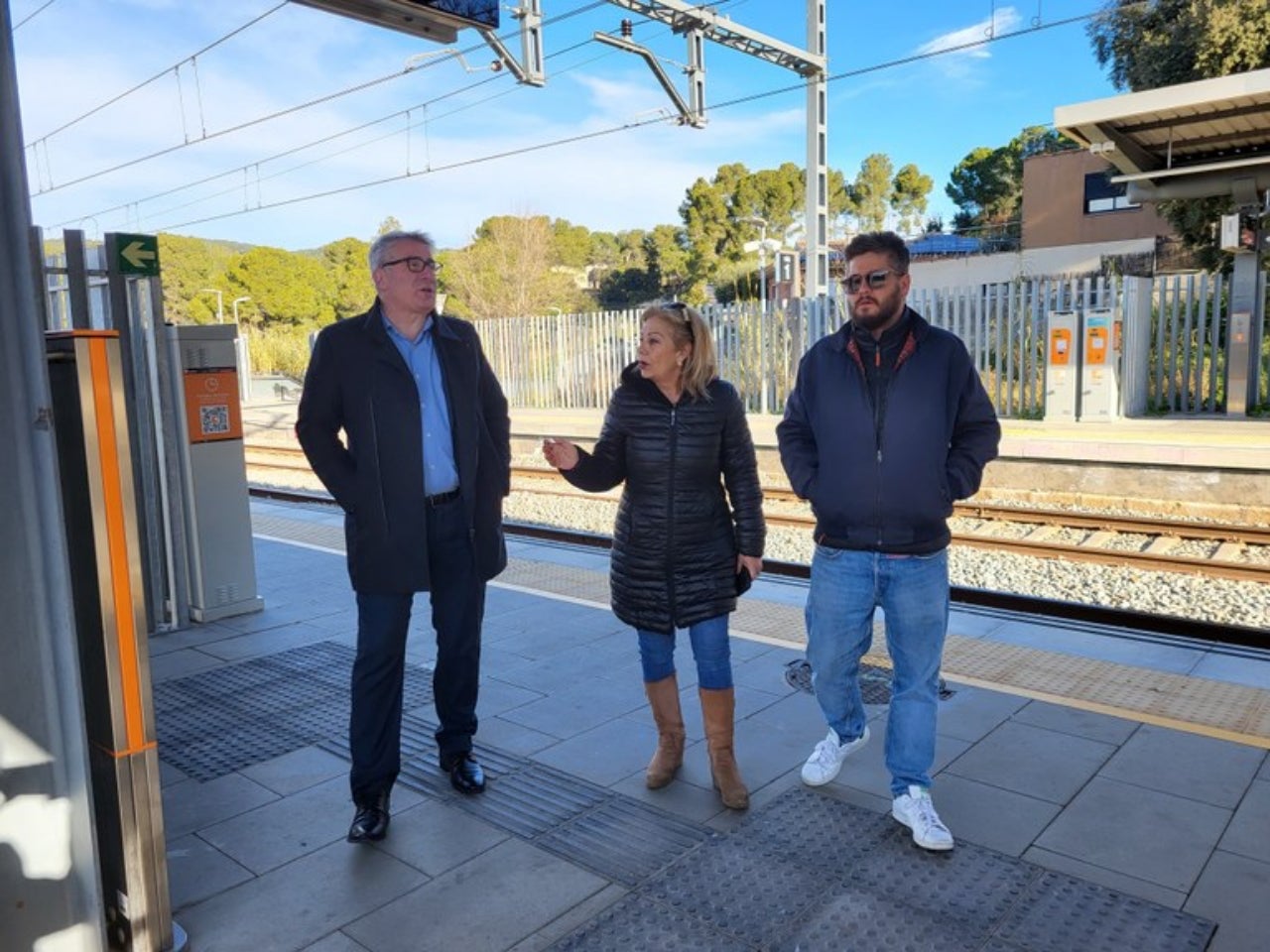 Visita a les estacions de Rodalies per part de l'alcaldessa Cesca Berenguer, el regidor Marc González, i el director general de Rodalies, Antoni Carmona | Ajuntament de Viladecavalls