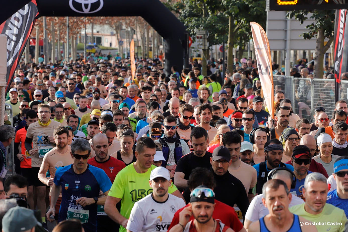Aquest diumenge, 26 de gener, ha tingut la 25a edició de la Mitja Marató Internacional de Terrassa. La competició ha comptat amb la participació d'uns 3.500 corredors, entre la cursa llarga (21km) i la Santi Centelles (5km). Els guanyadors de la Mitjà Marató han estat Mikiyas Barega i Kiros Muaz, amb un temps d'1:02:18 i 1:14:06, respectivament. | Cristóbal Castro