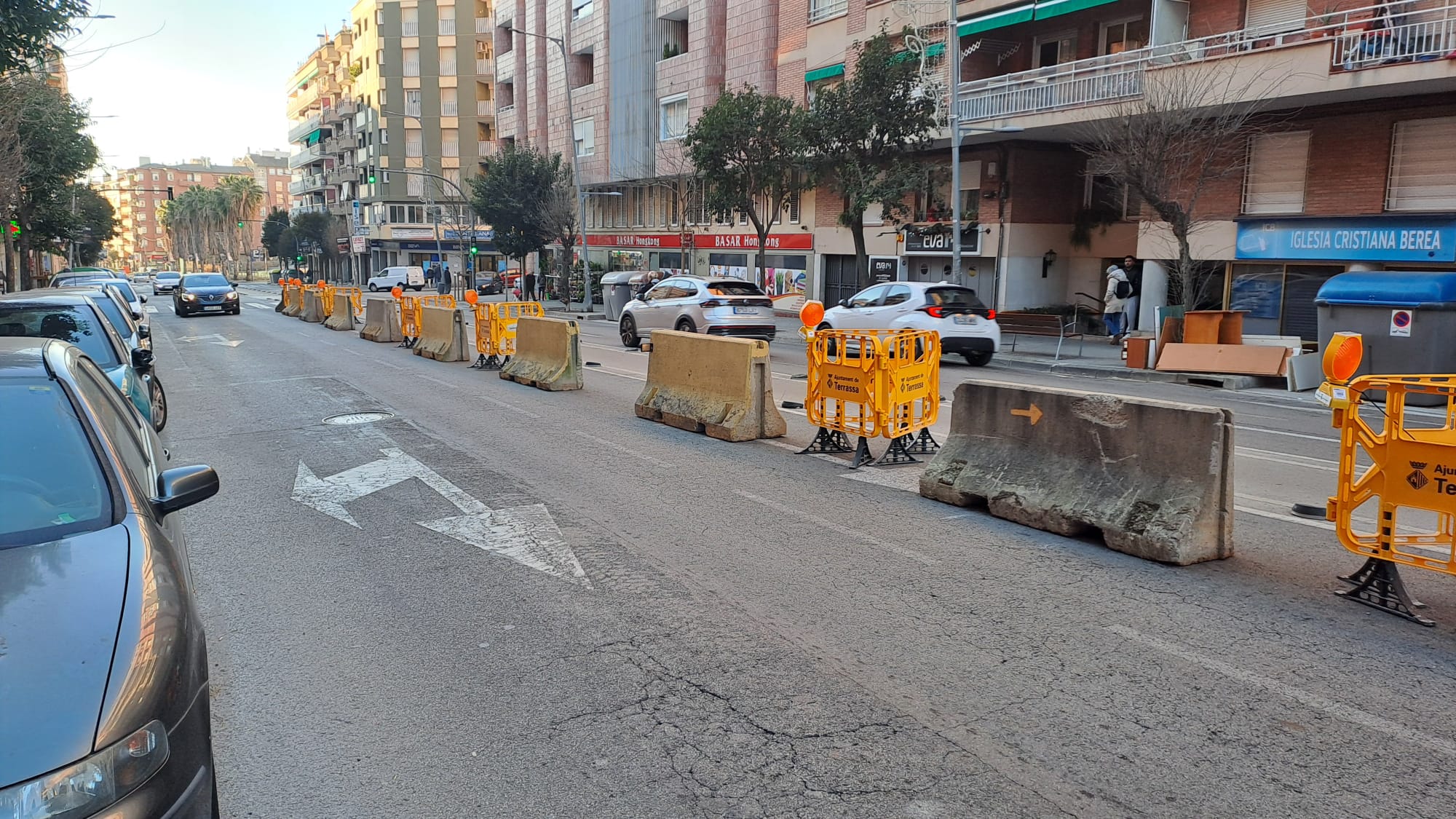 Redueixen a un sol carril el tram de la cruïlla mortal de Josep Tarradellas | Oriol Manrique