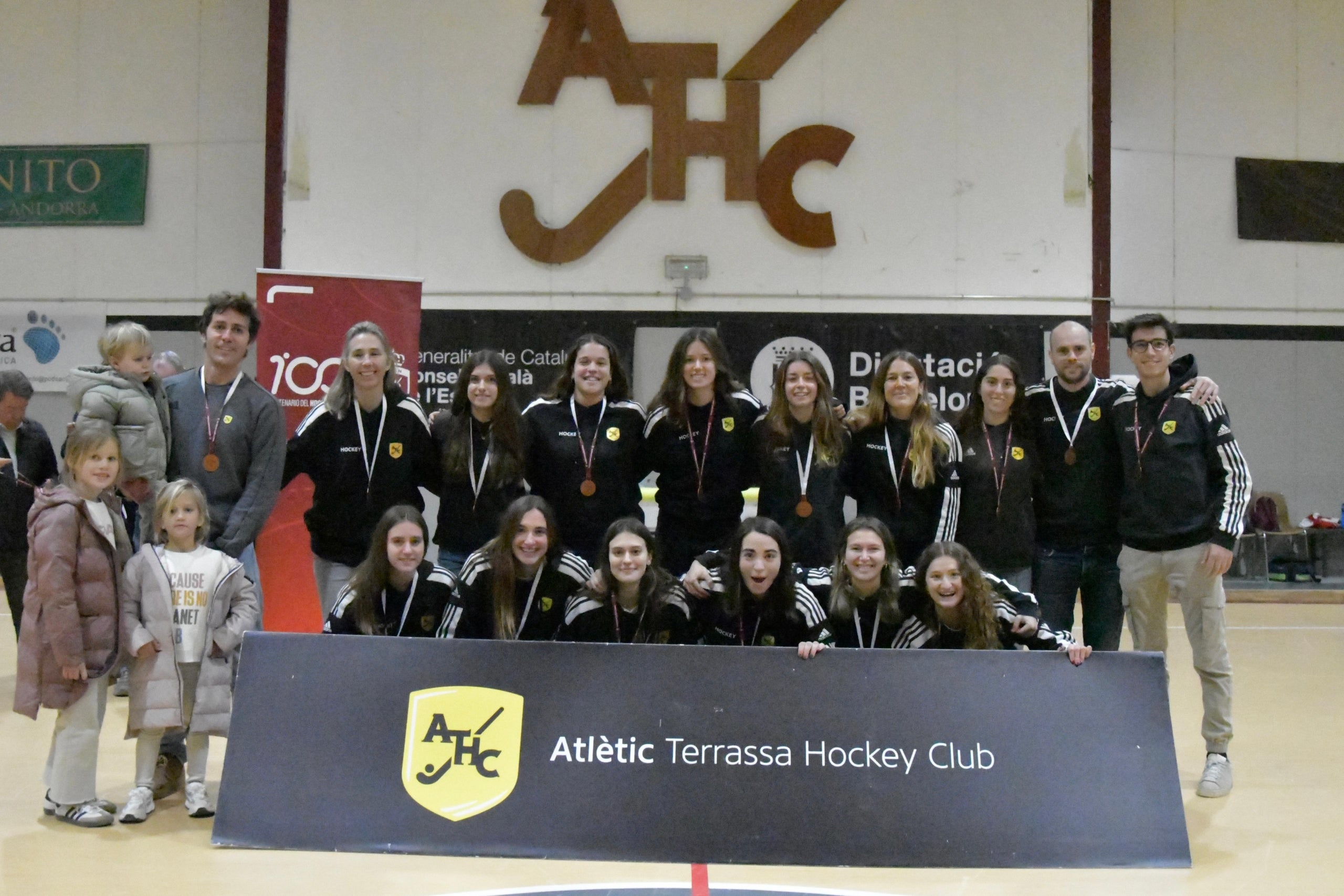L'Atlètic Terrassa es penja el bronze al Campionat d’Espanya d'hoquei sala | Atlètic Terrassa