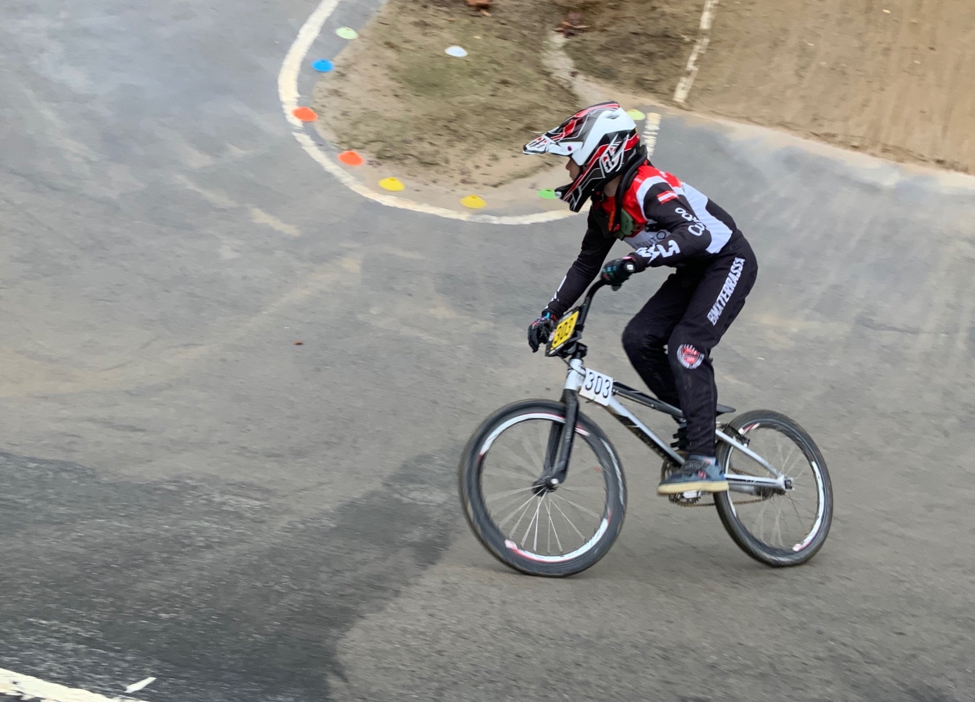 Els riders del BMX Terrassa brillen a la segona prova de la Copa Catalunya | BMX Terrassa