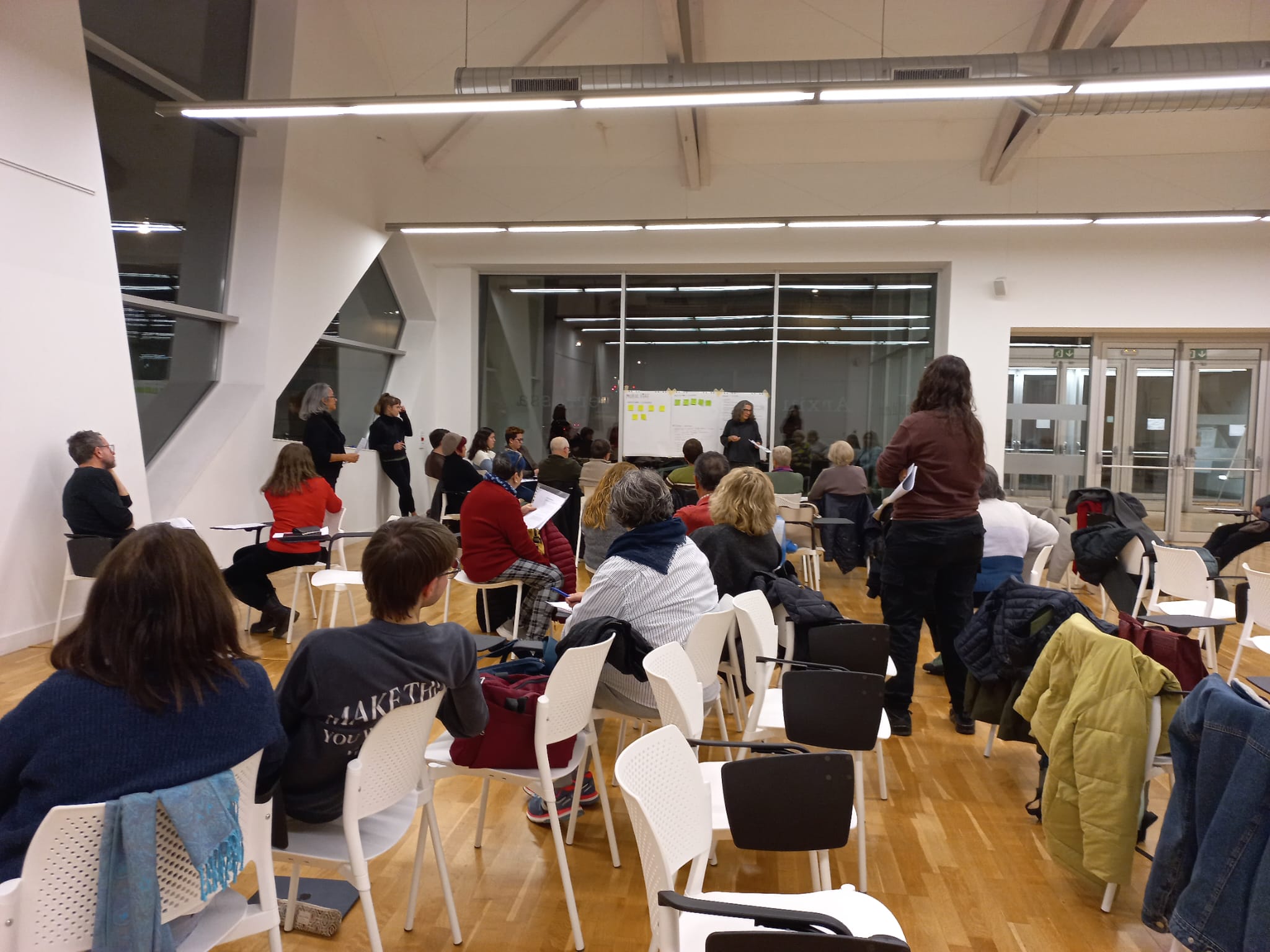 Sessió d'urbanisme feminista a l'Arxiu Històric | Cedida